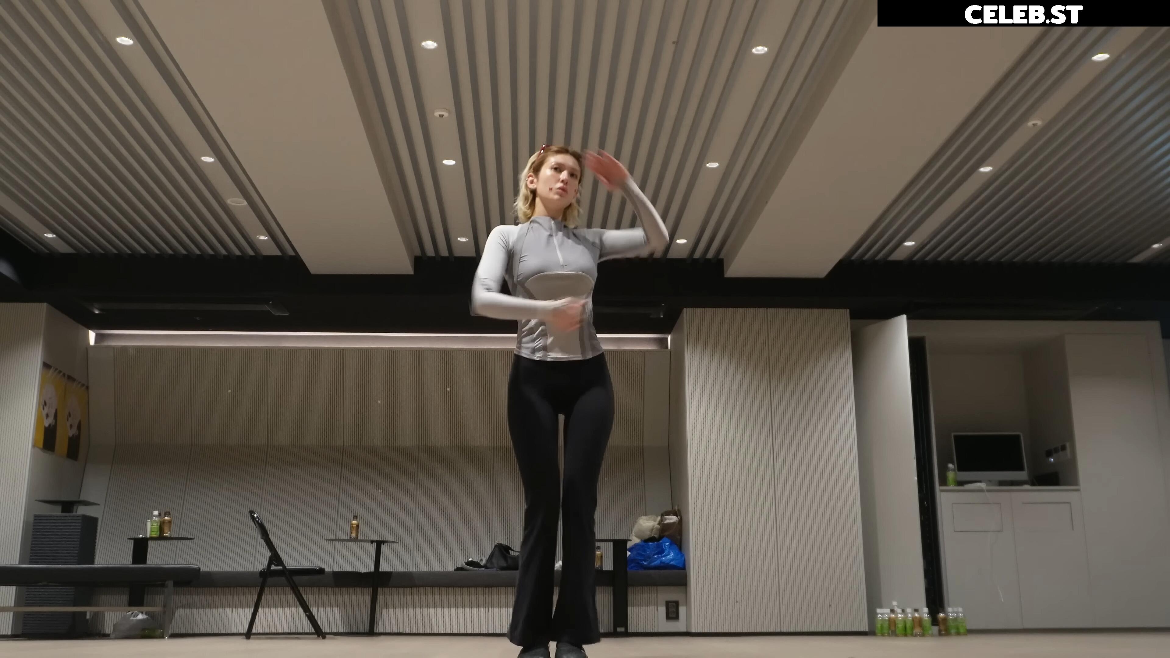 Jeon Somi/ENNIK SOMI Image 10028160