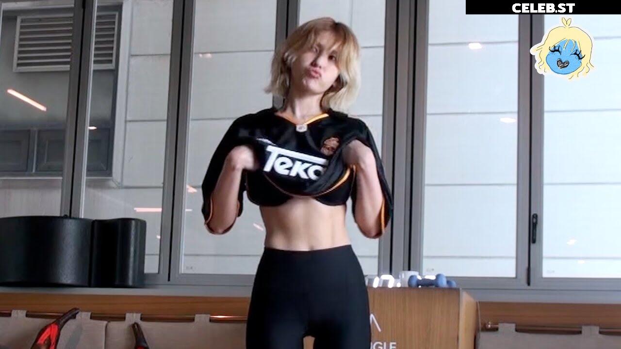 Jeon Somi/ENNIK SOMI Image 10028155