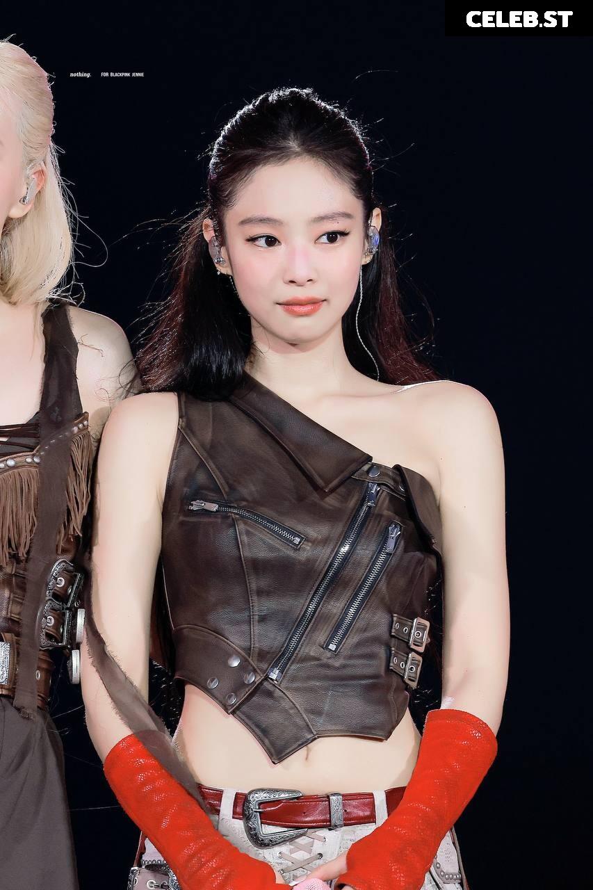 Jennie | BLΛƆKPIИK (Blackpink) Image 10025962