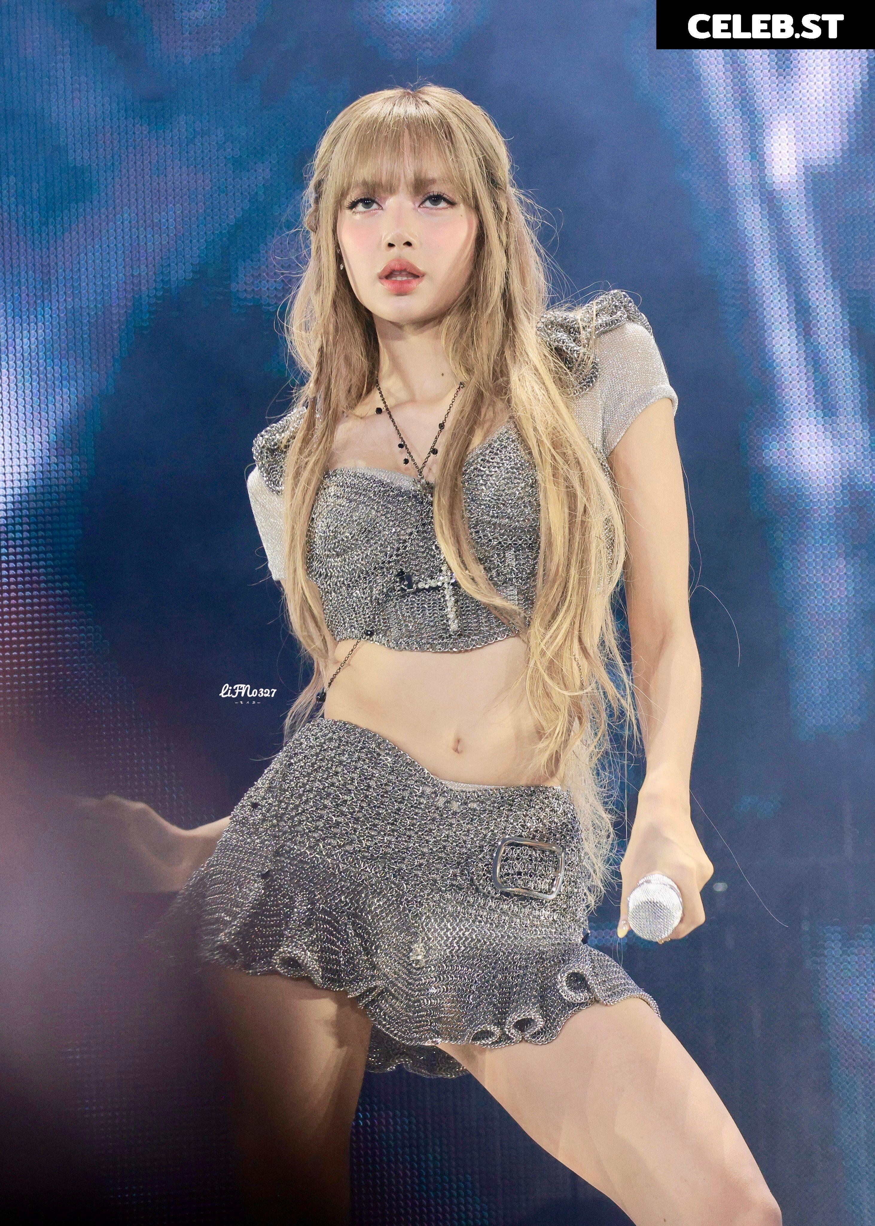 Lisa | BLΛƆKPIИK (Blackpink) Image 10025594