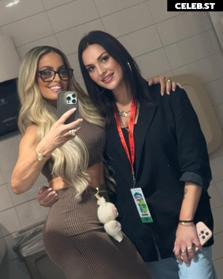 WWE Trish Stratus Image 10025646