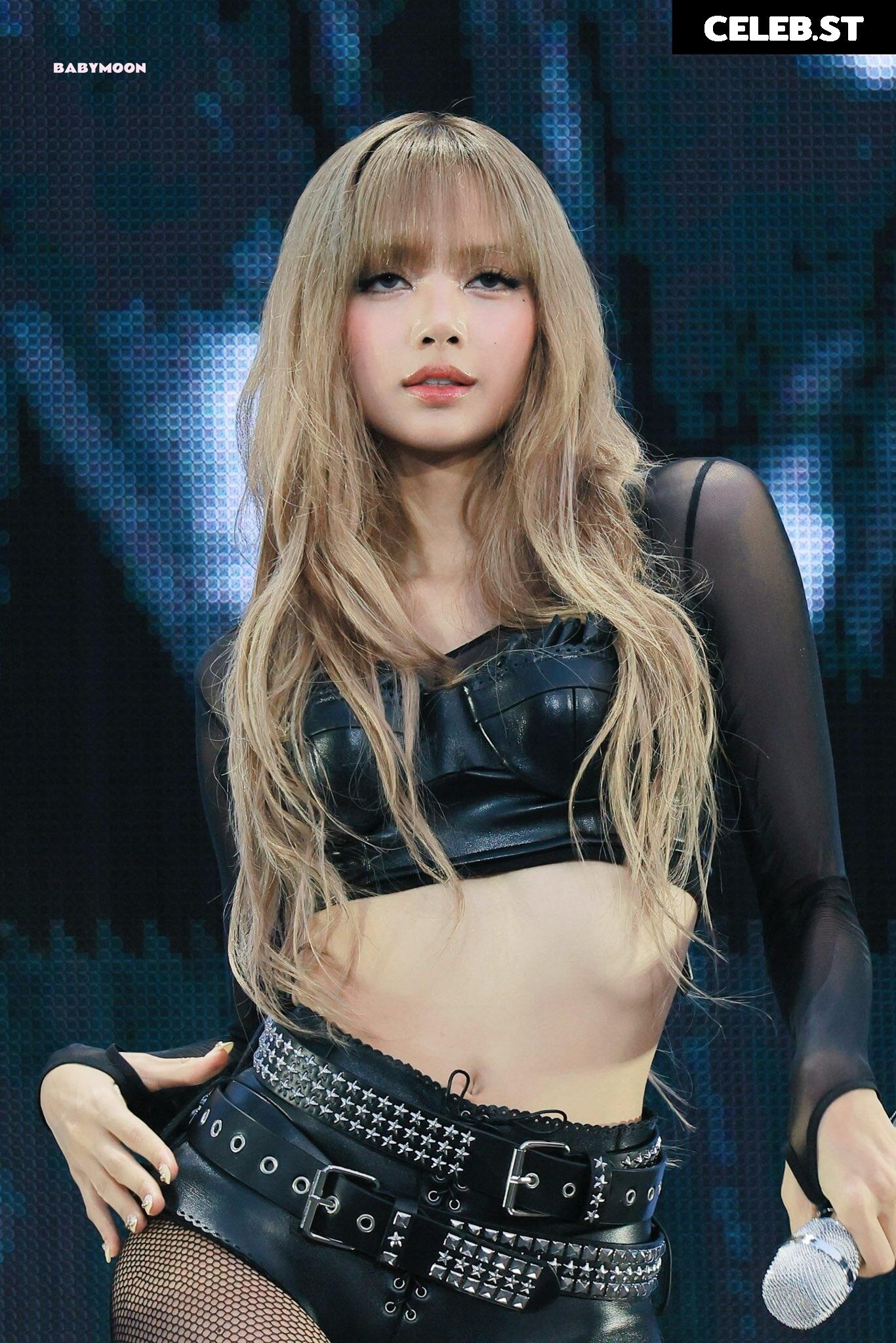 Lisa | BLΛƆKPIИK (Blackpink) Image 10025308