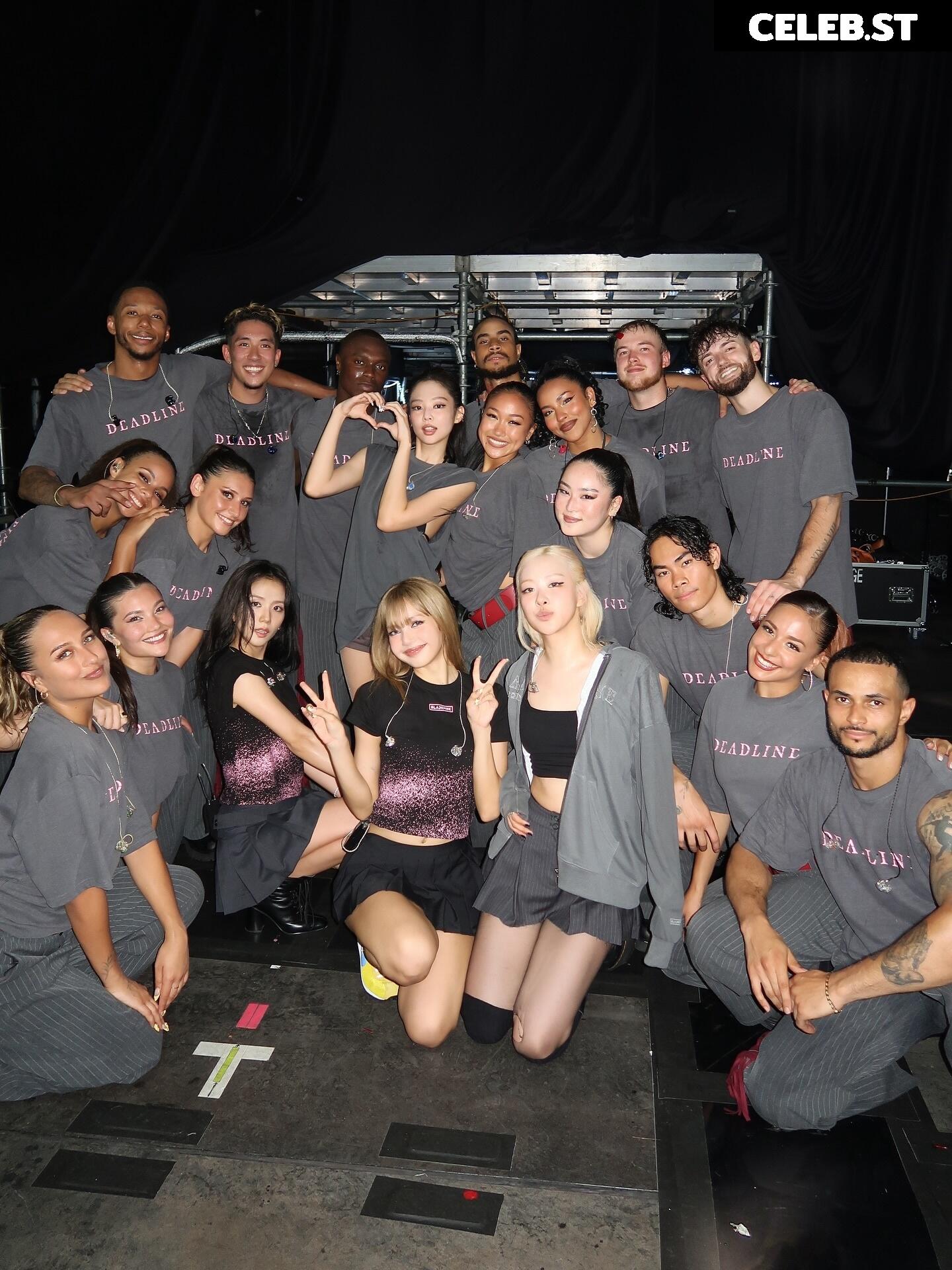 Lisa | BLΛƆKPIИK (Blackpink) Image 10025294