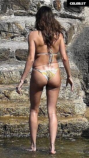 Hailey Baldwin Bieber Image 10024841