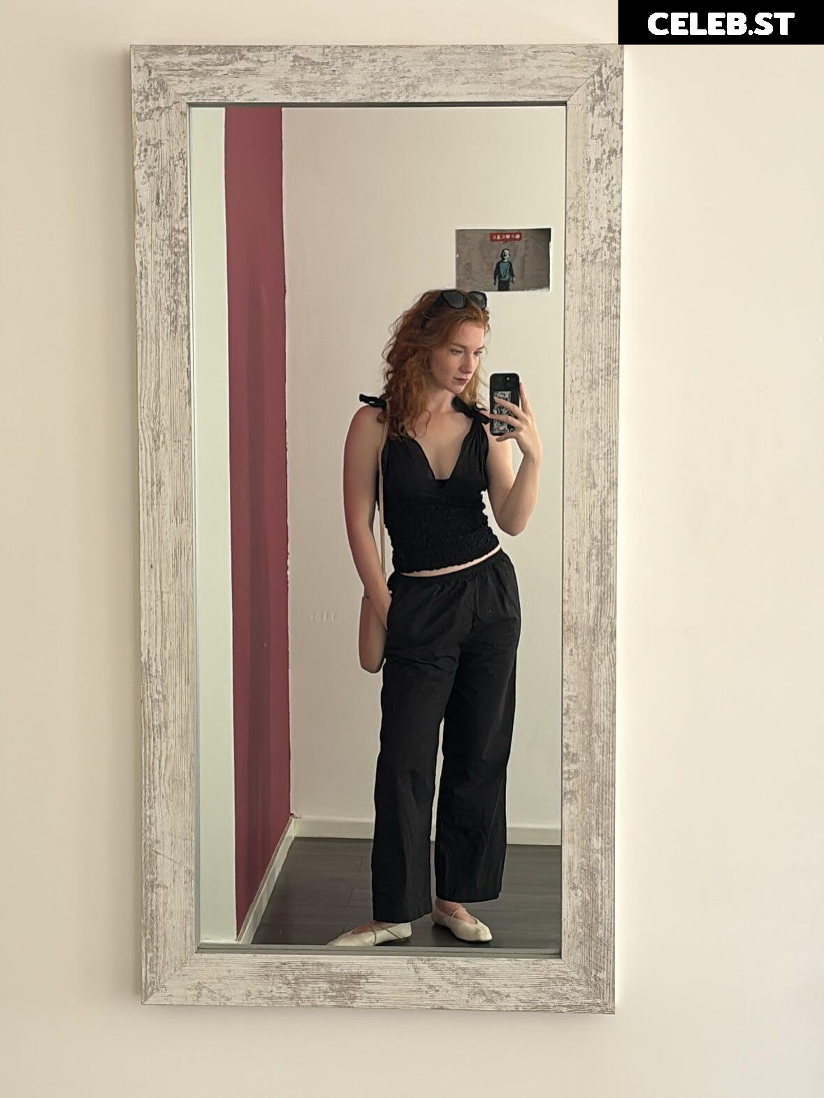 Annalise Basso Image 10027592