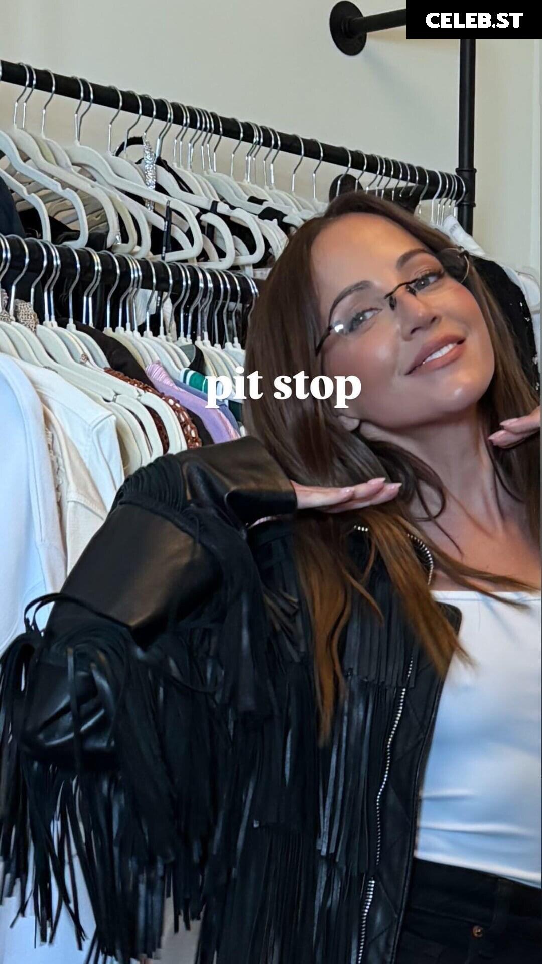 Kay Adams Image 10027499