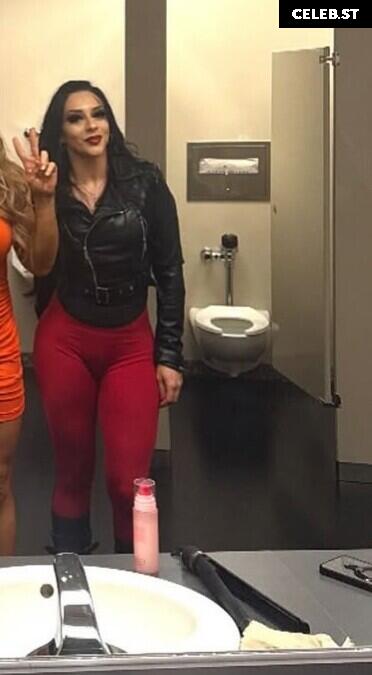 Stephanie vaquer Image 10027404