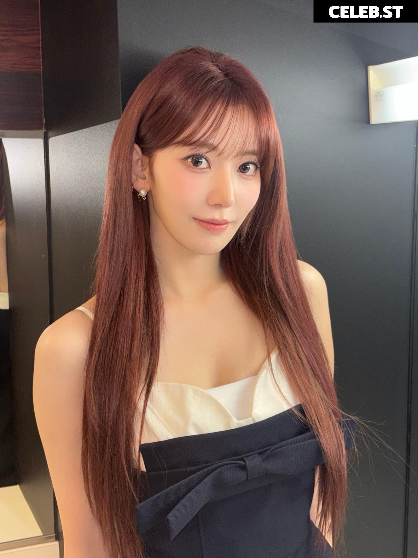 Sakura Miyawaki 宮脇 咲良 | LESSERAFIM Image 10027153