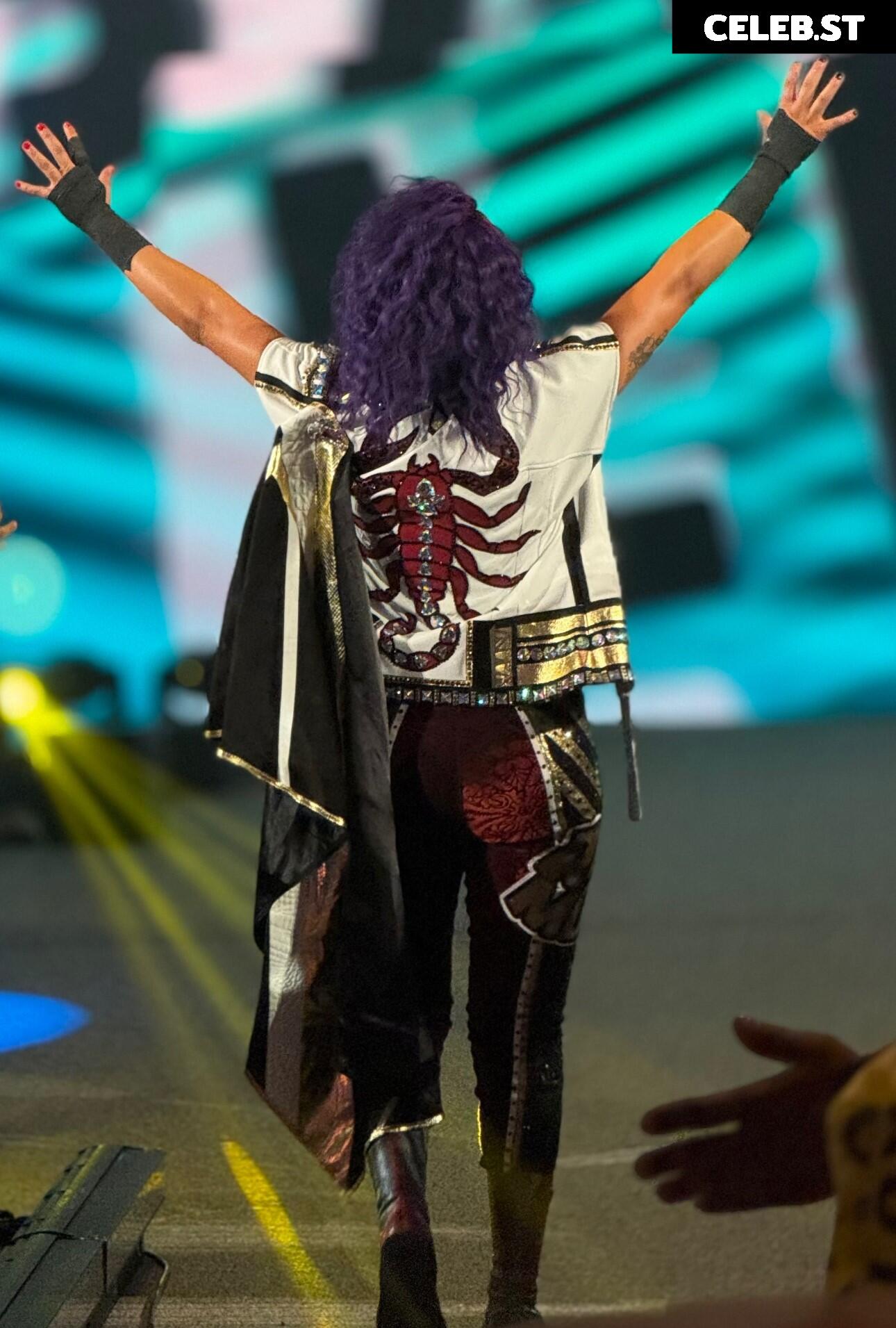 WWE Bayley / Davina Rose / Pamela Rose Martinez Image 10026744