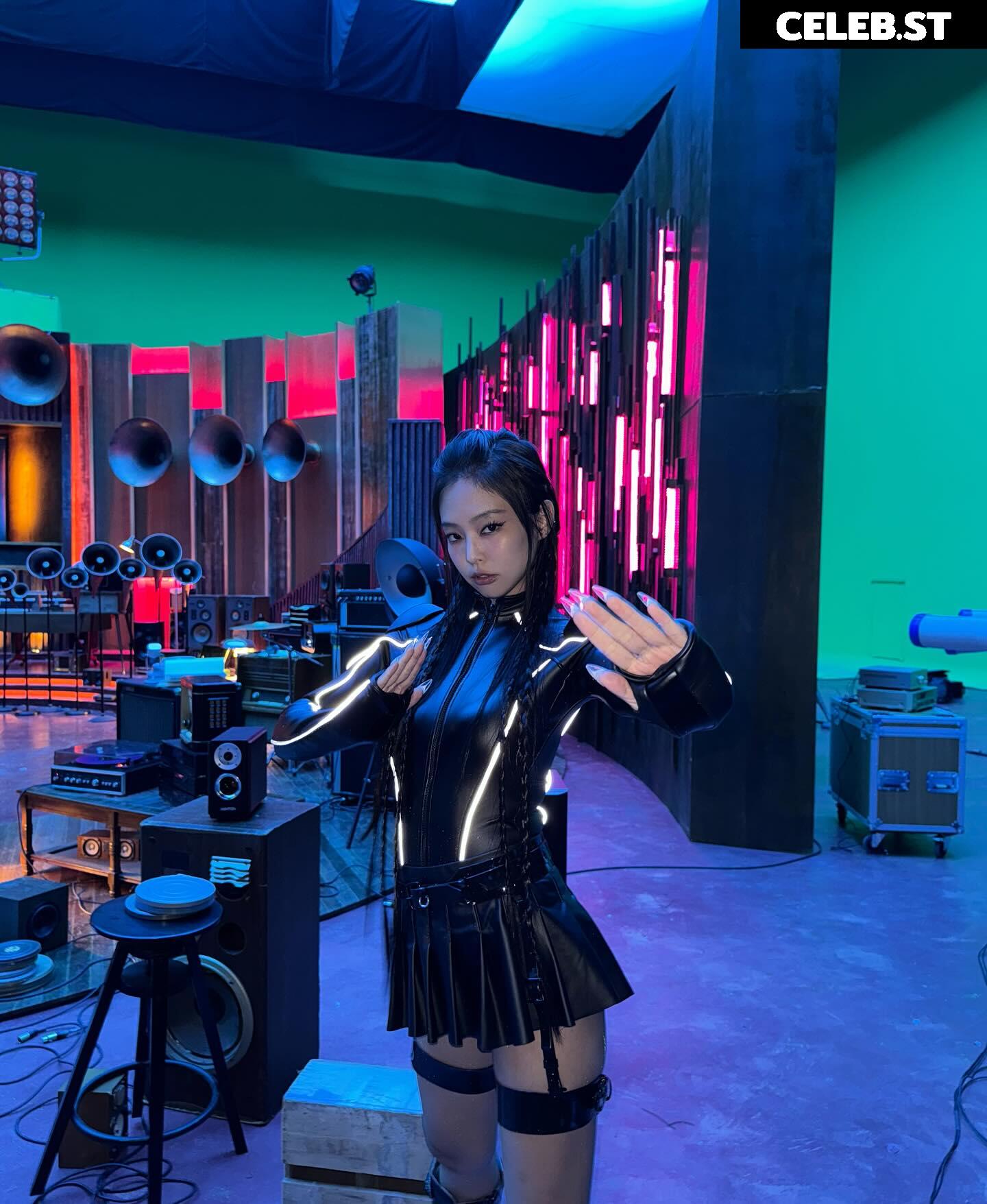 Jennie | BLΛƆKPIИK (Blackpink) Image 10026126