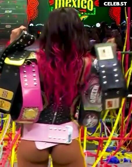 WWE Sasha Banks | Mercedes Moné Image 10026170