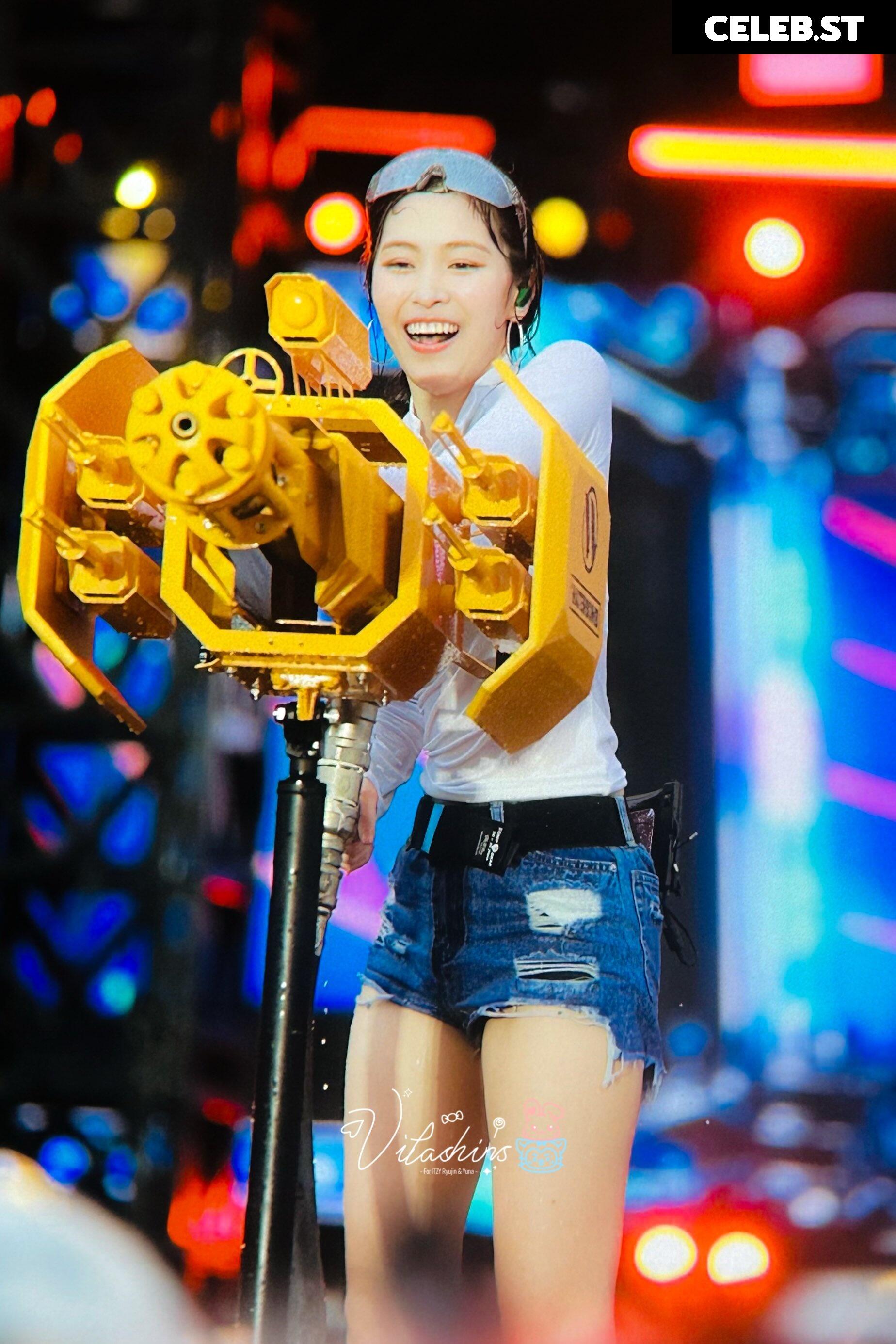 Ryujin - ITZY (신류진, Shin Ryu-jin) Image 10026261