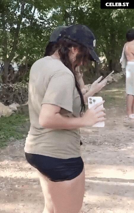 Cinnabrit Image 10021922