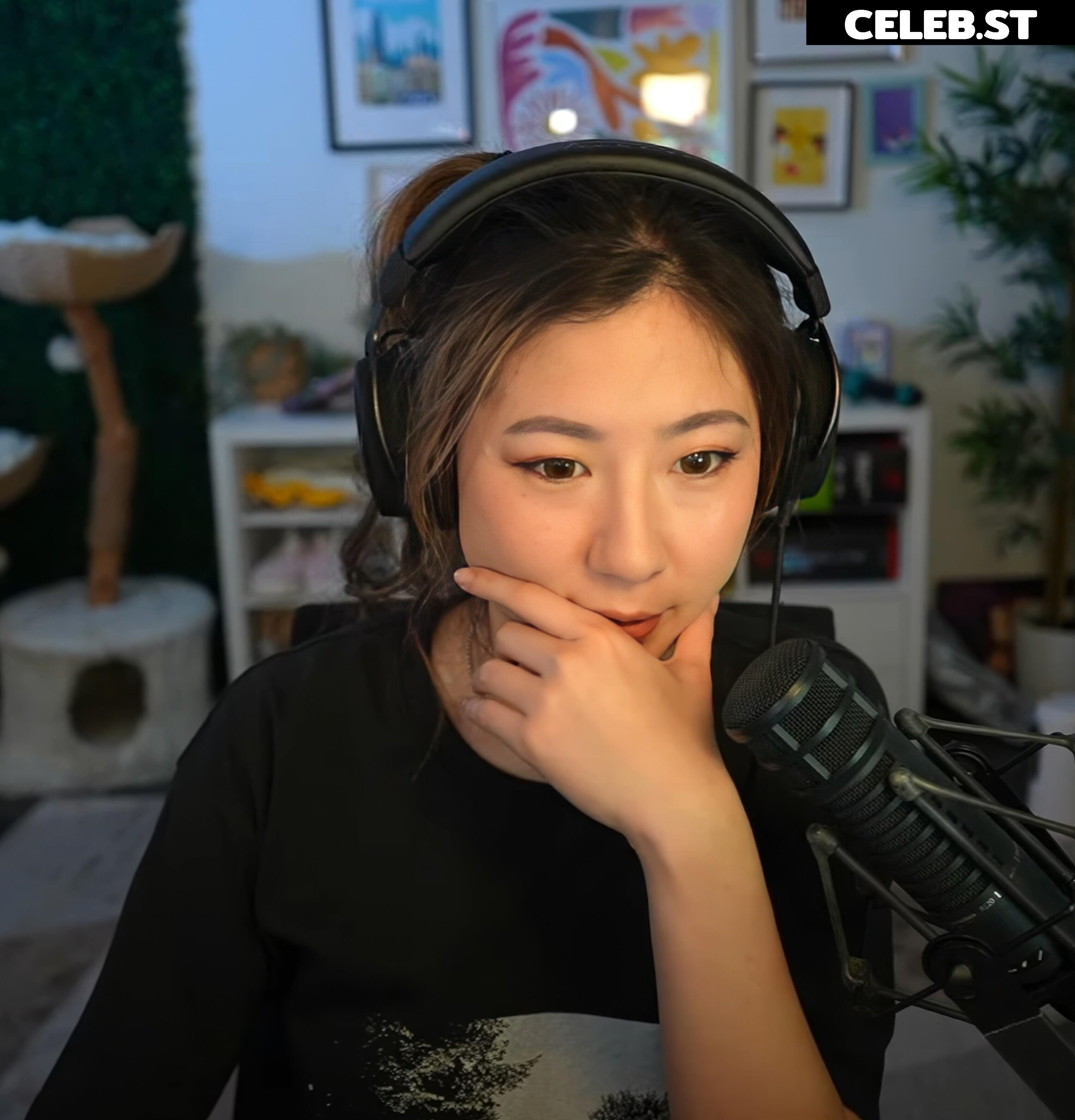 Fuslie (Leslie) Image 10021488