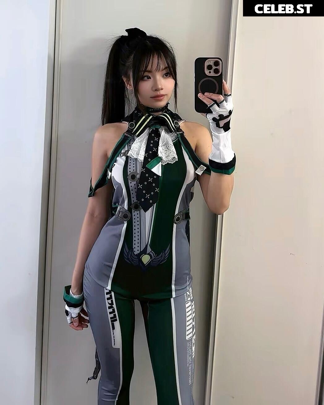 Cindy Phan / Dearcindyphan Image 10023142