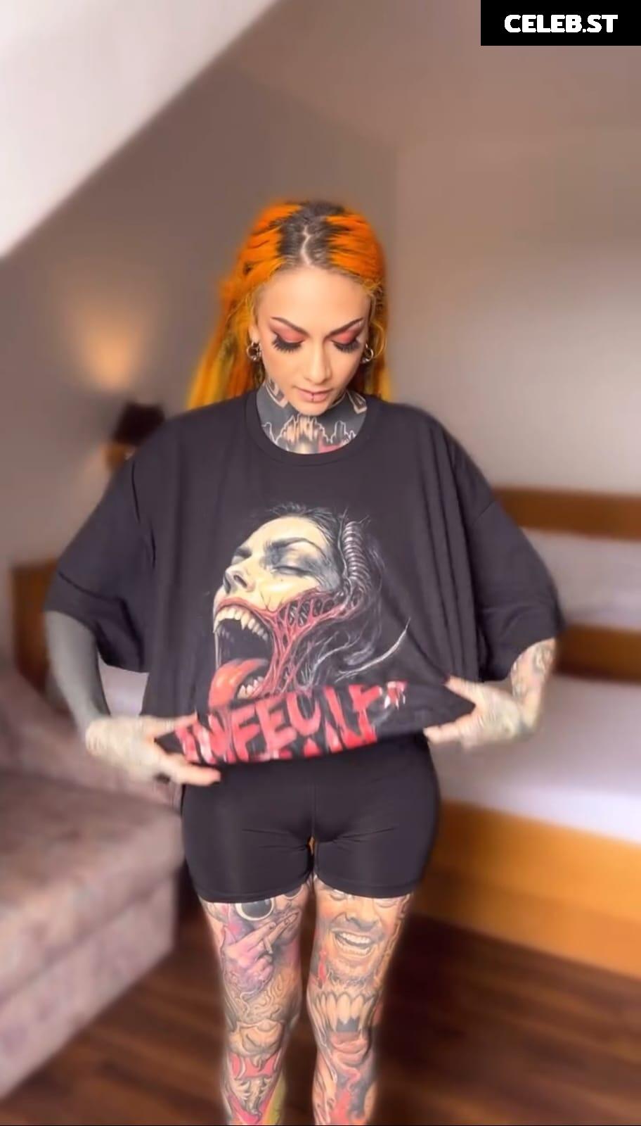 Women of Metal Image 10029401