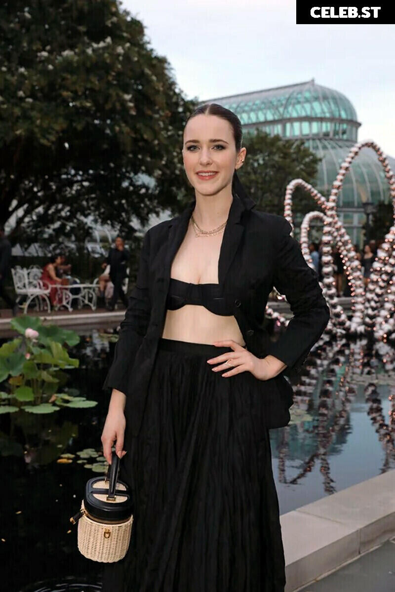 Rachel Brosnahan (Marvelous Mrs. Maisel) Image 10029056