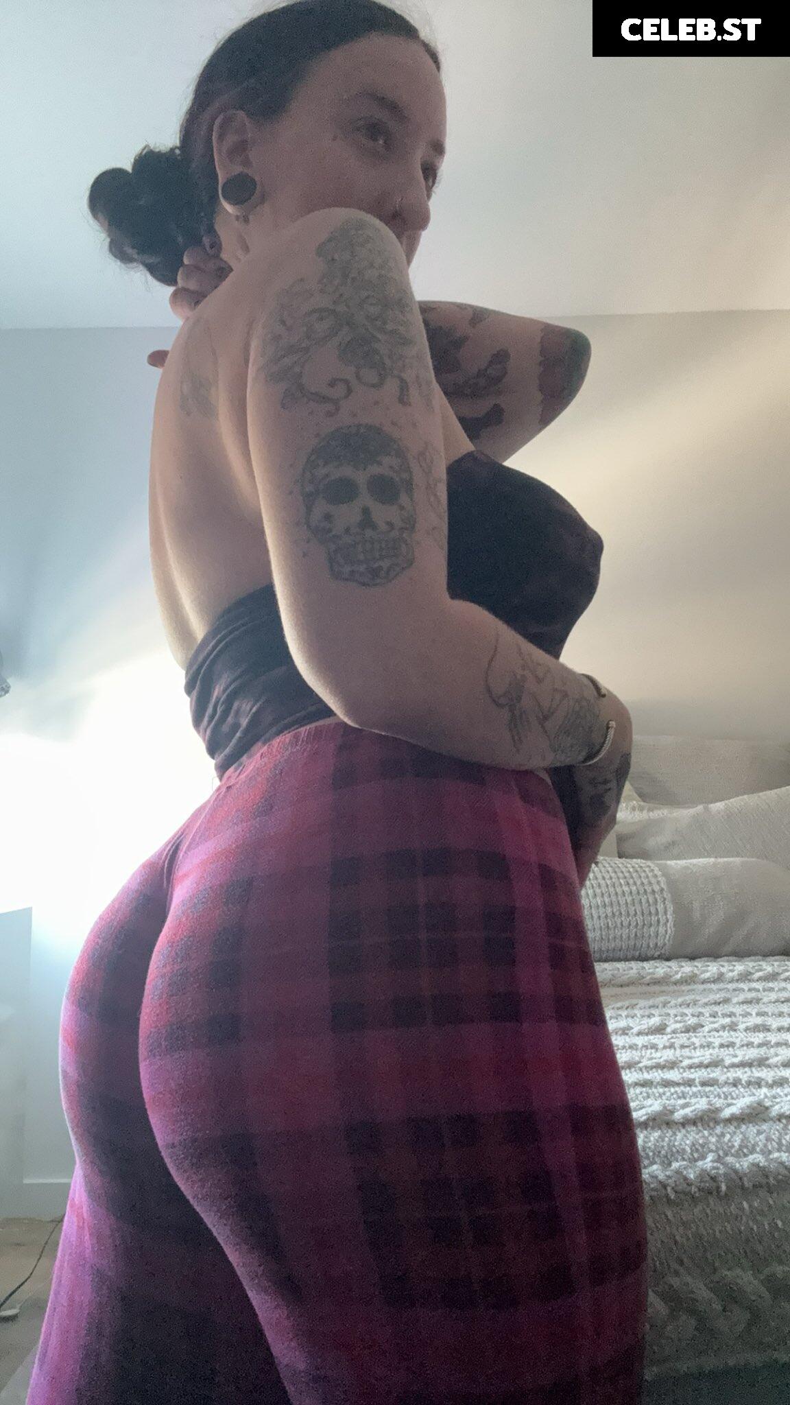 Women of Metal Image 10029390