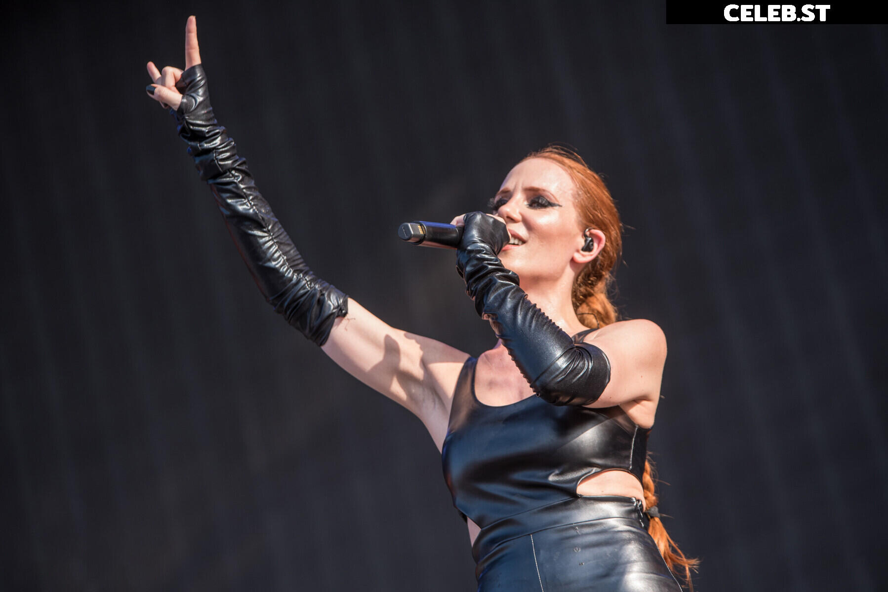 Women of Metal Image 10029347