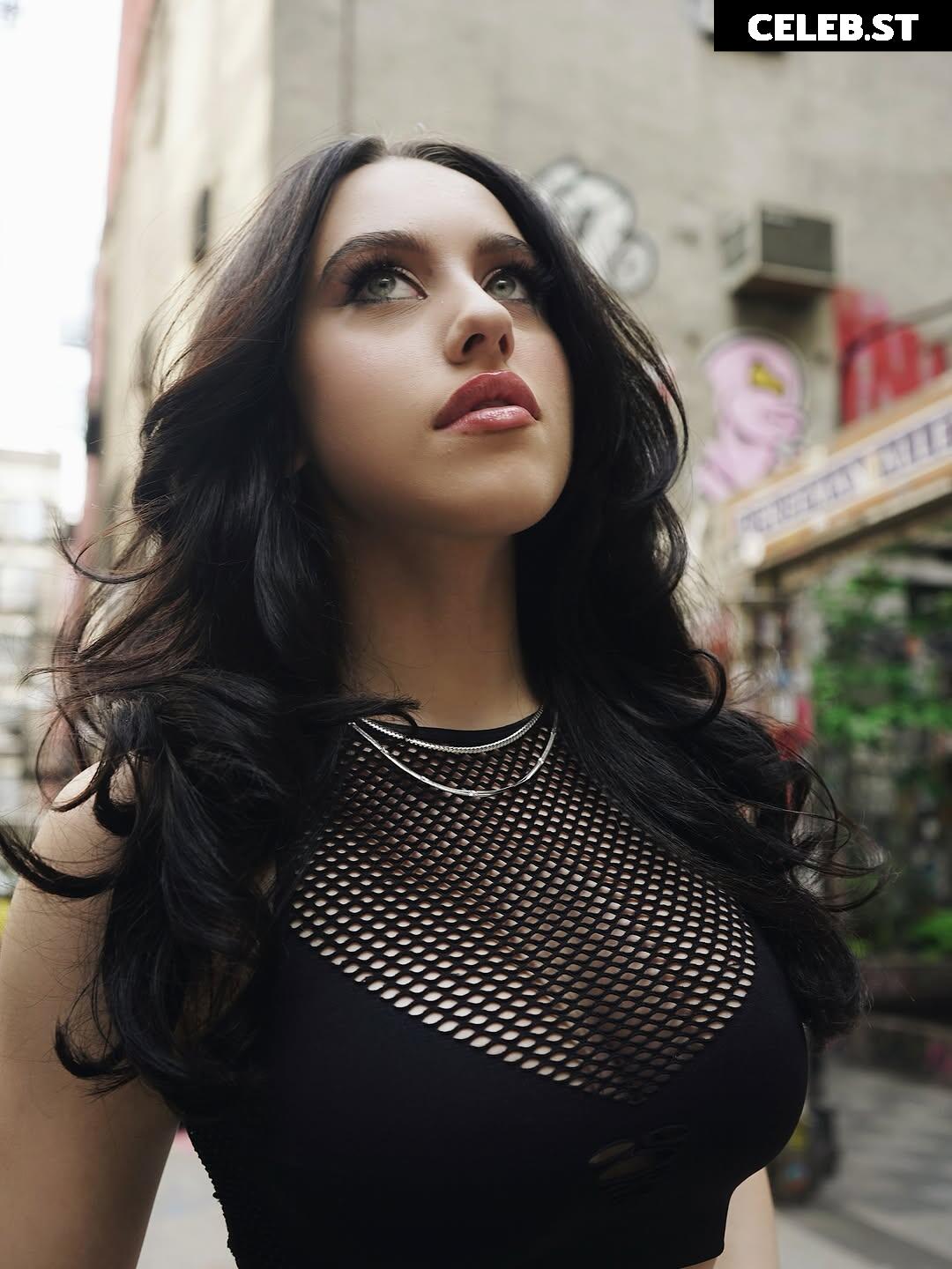 Victoria Alex Image 10029378