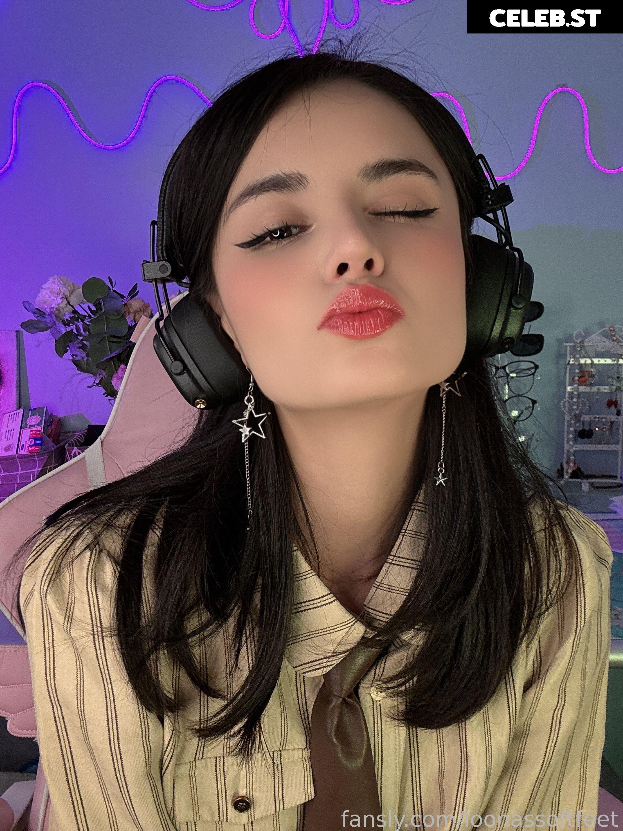 Loonassoftfeet Image 10038795