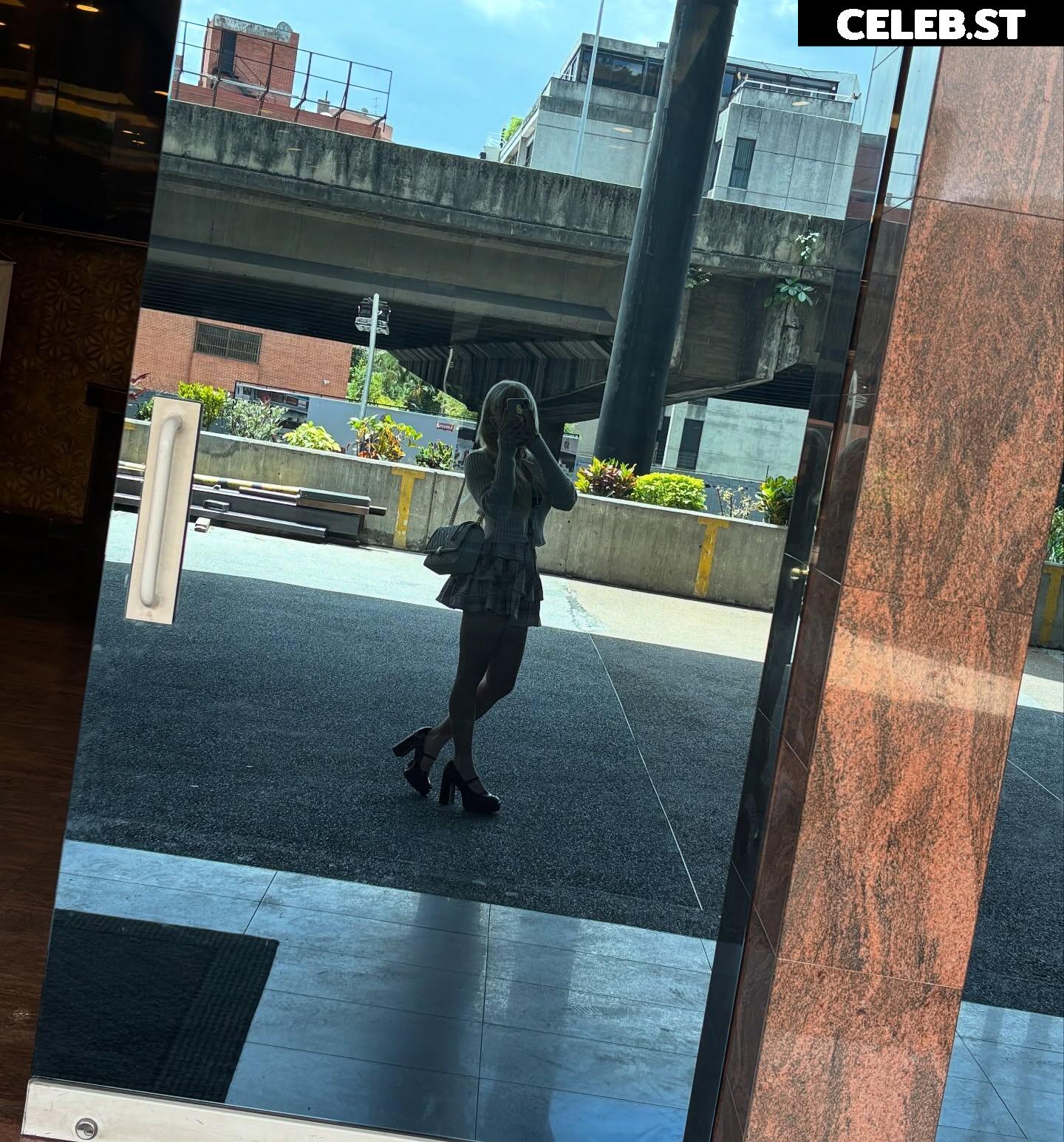 Mochidolll (Veroodle) Image 10034733