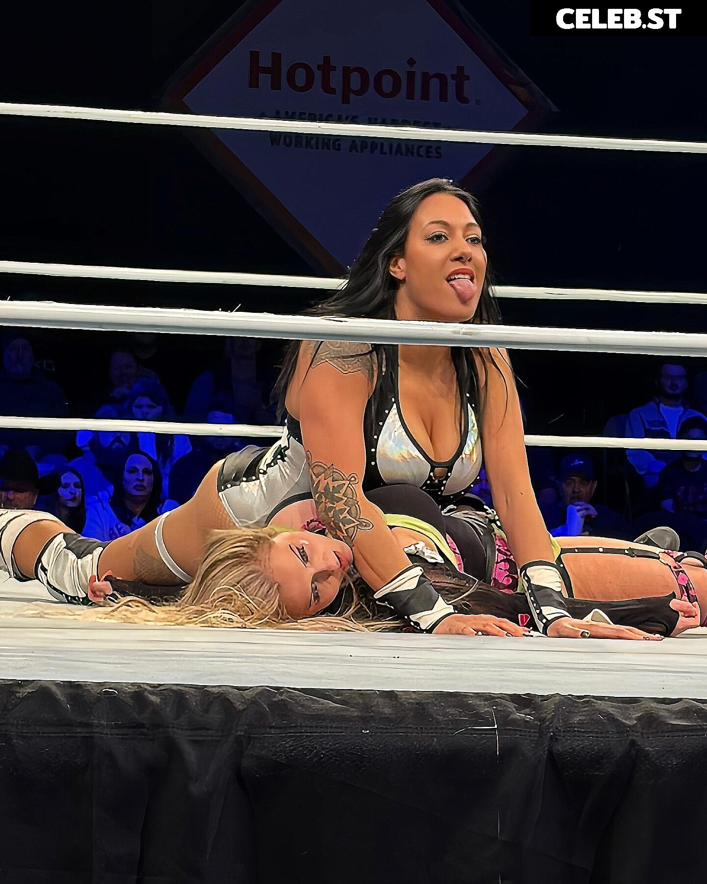 Women of Professional Wrestling Image 10036416