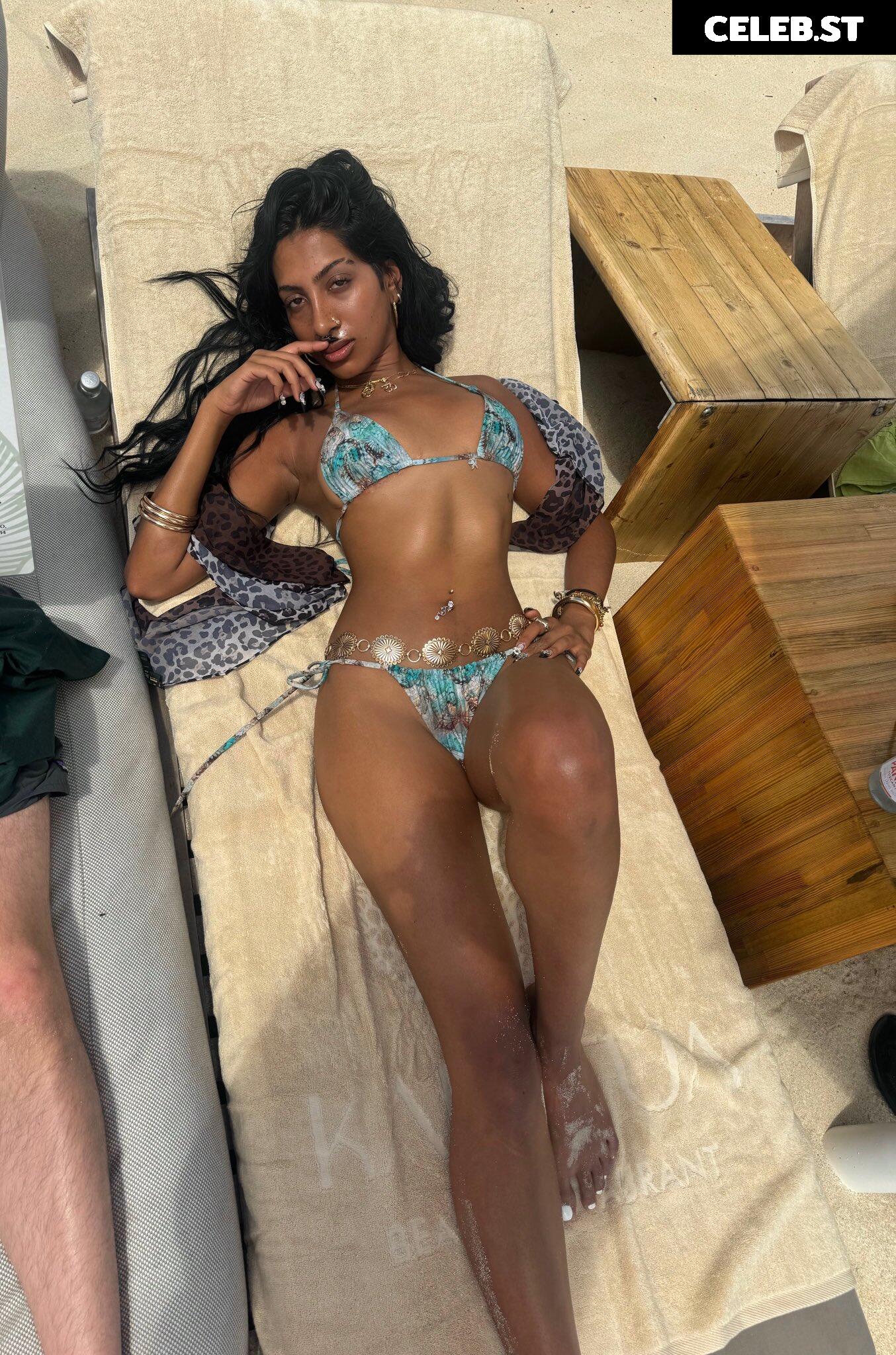 LARA RAJ / lararajj (member of KATSEYE) Image 10031015