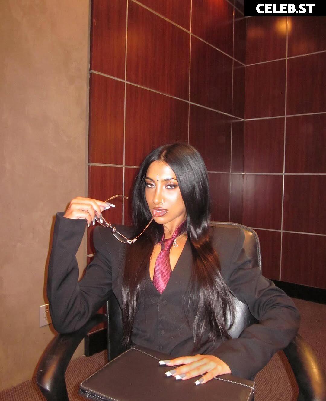 LARA RAJ / lararajj (member of KATSEYE) Image 10030977