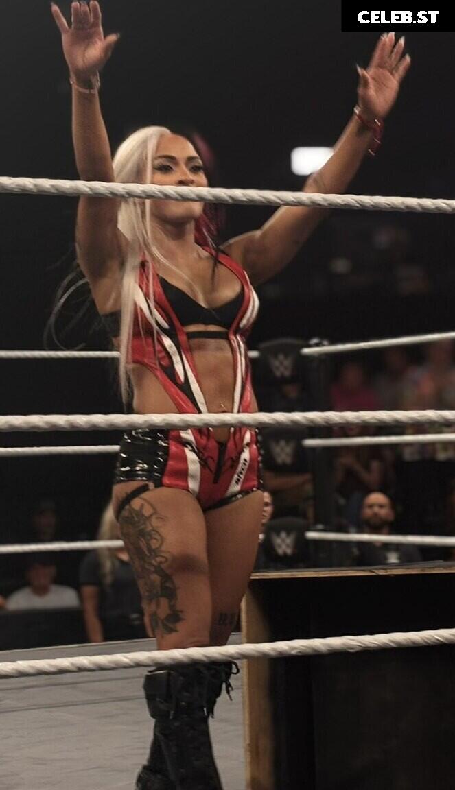 Zelina Vega // Thea Trinidad Image 10030724