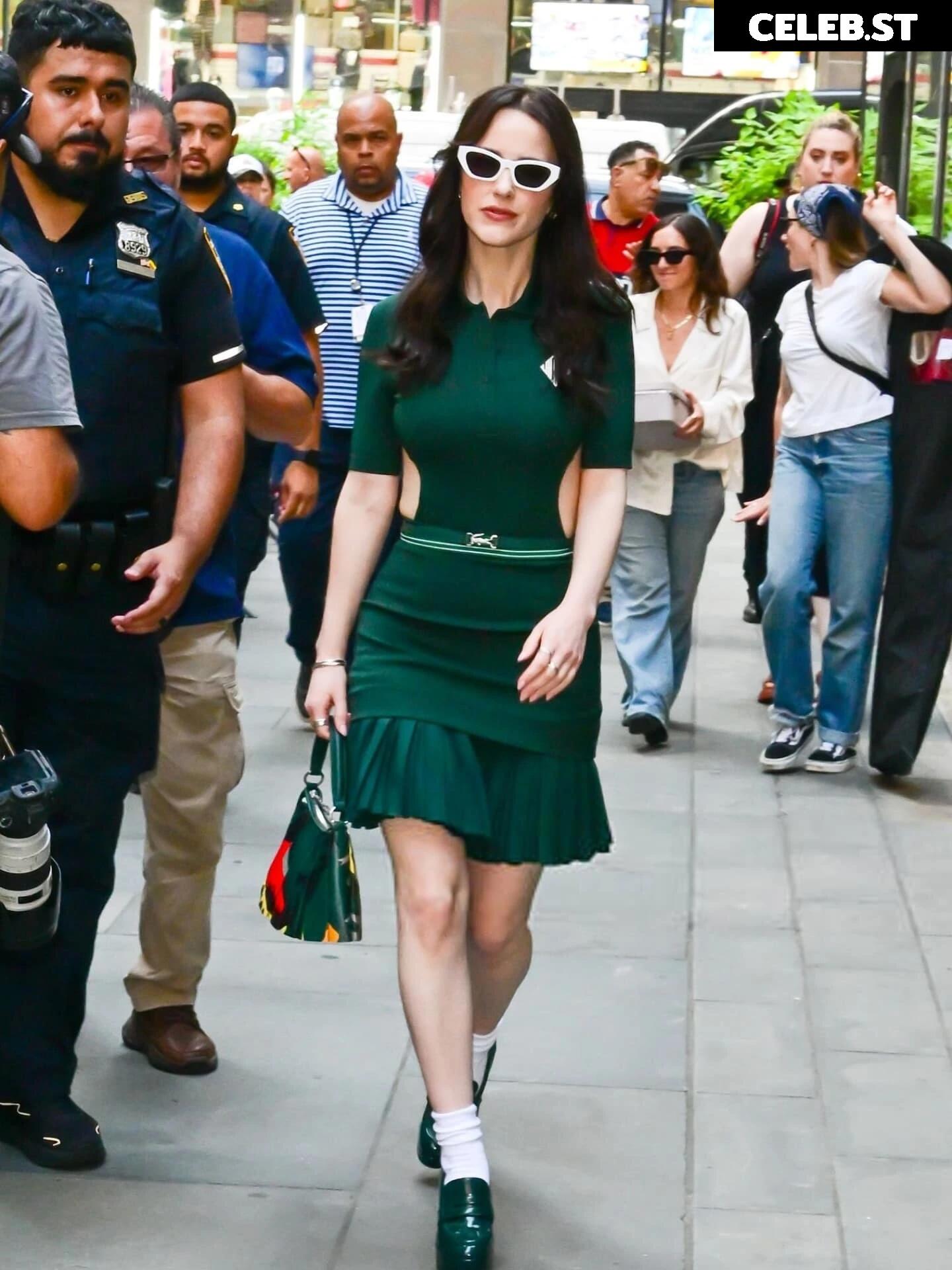 Rachel Brosnahan (Marvelous Mrs. Maisel) Image 10030118