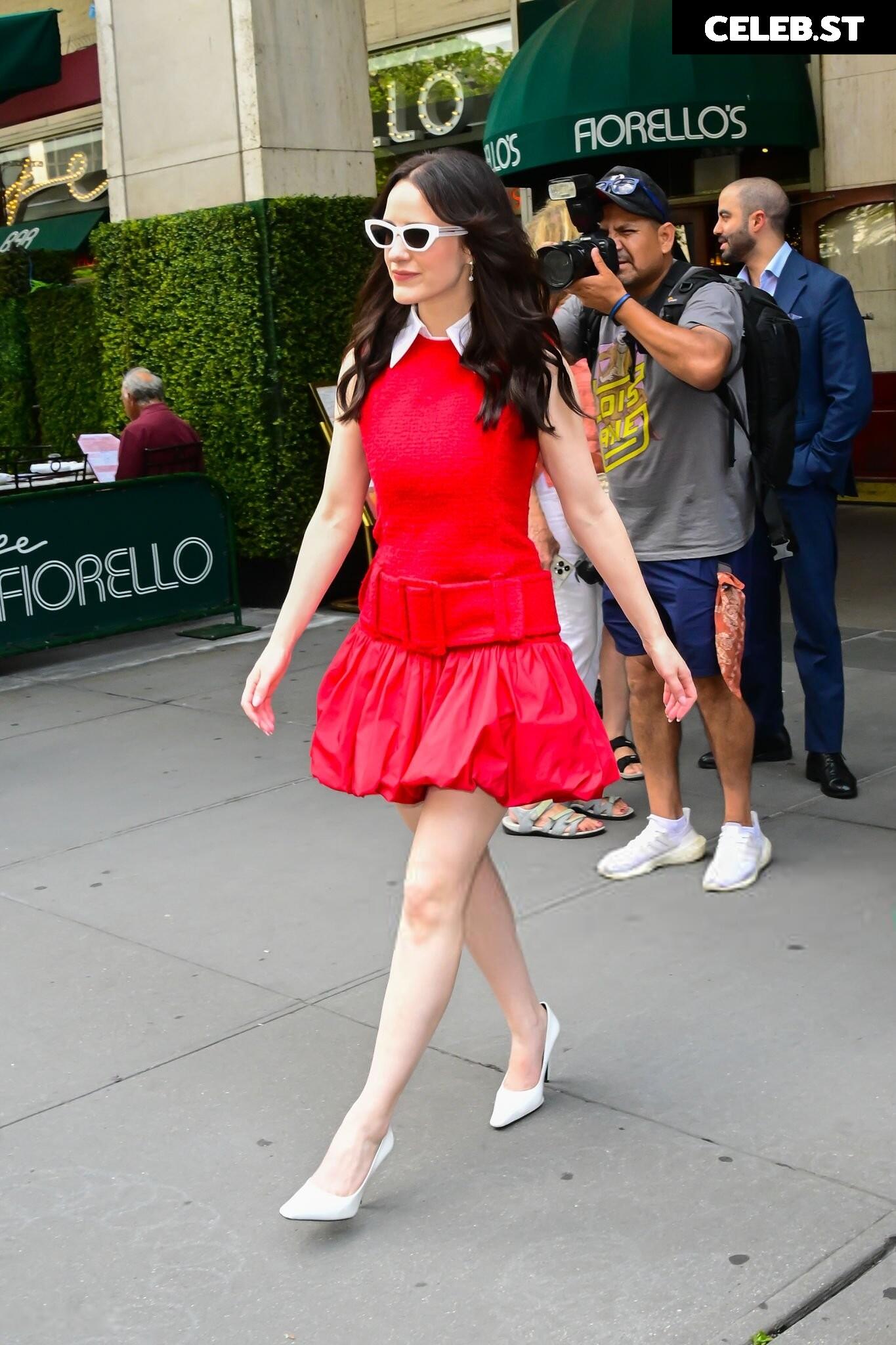 Rachel Brosnahan (Marvelous Mrs. Maisel) Image 10030131
