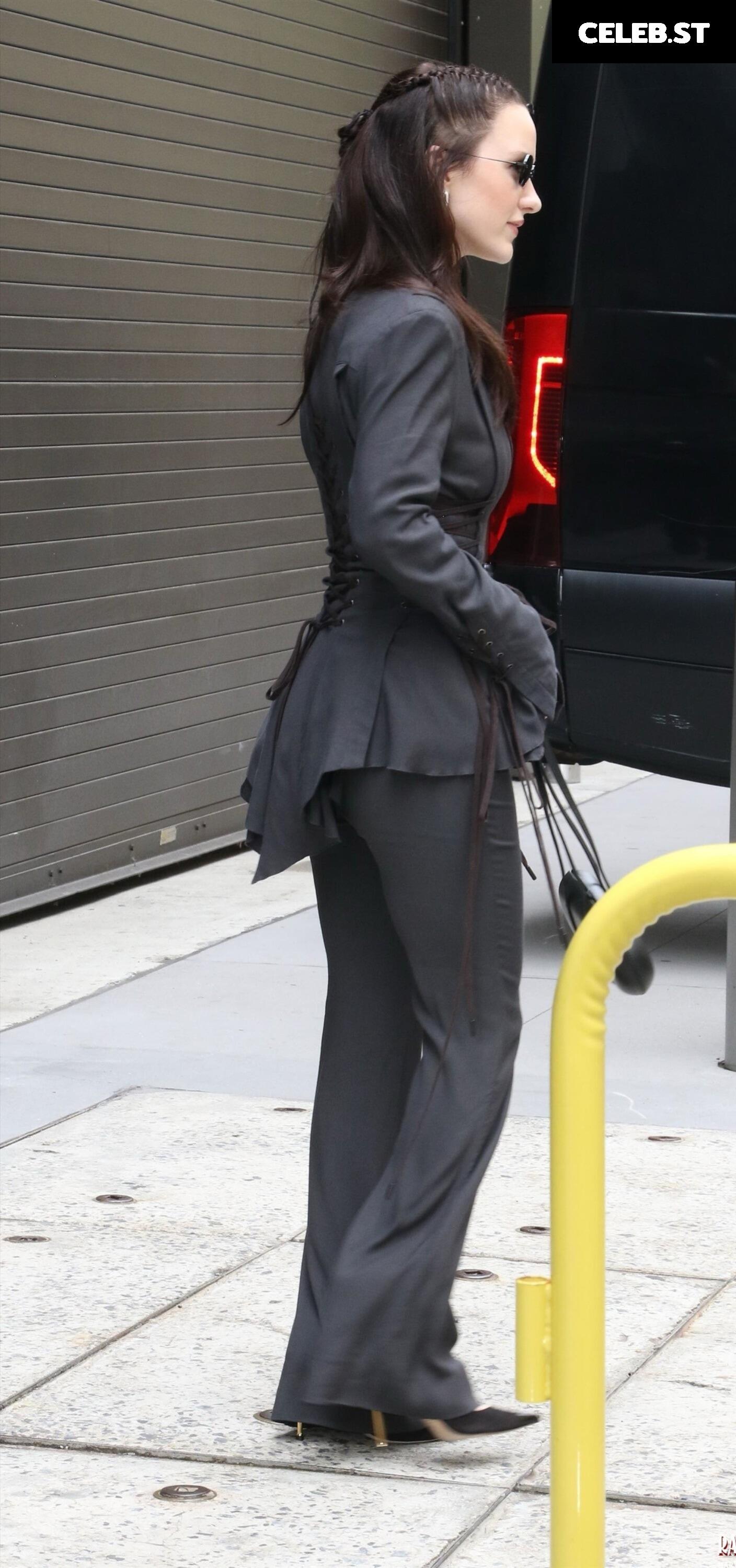 Rachel Brosnahan (Marvelous Mrs. Maisel) Image 10030221