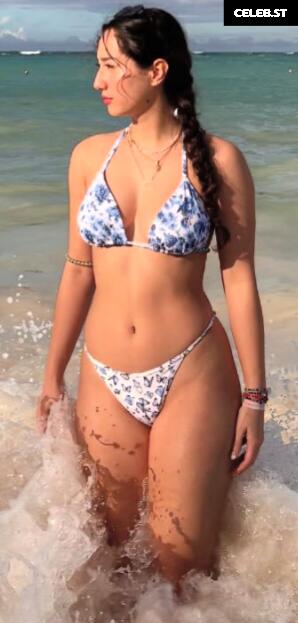 Sabrina Pezeshkian | sabadabadoodle | sabababaroo Image 10005774