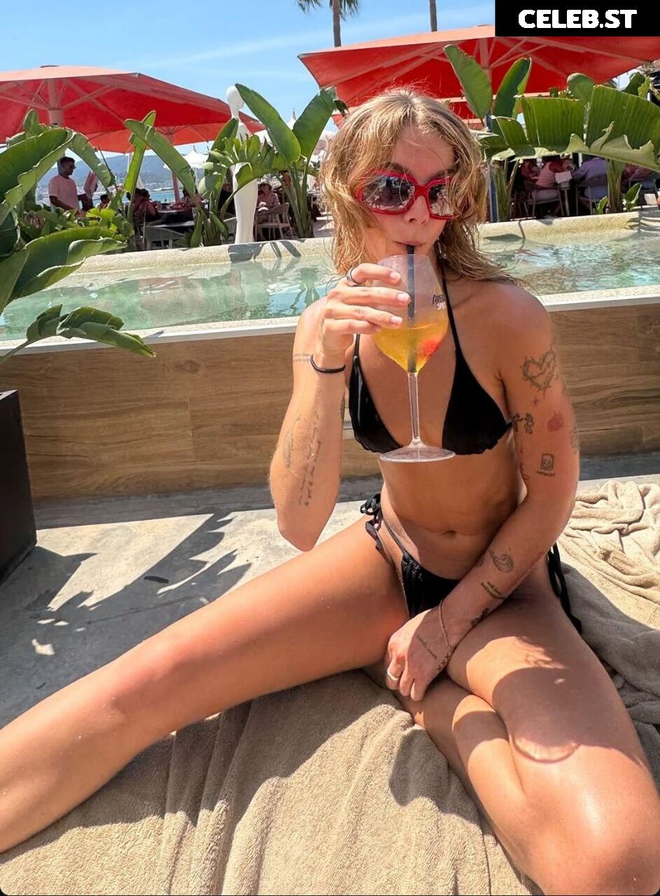 Anna Shumate / Annabananaxdddd Image 10004794