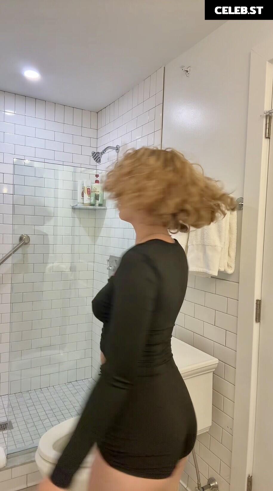 Gina Lynn/.Gina.Lynn Image 10004035