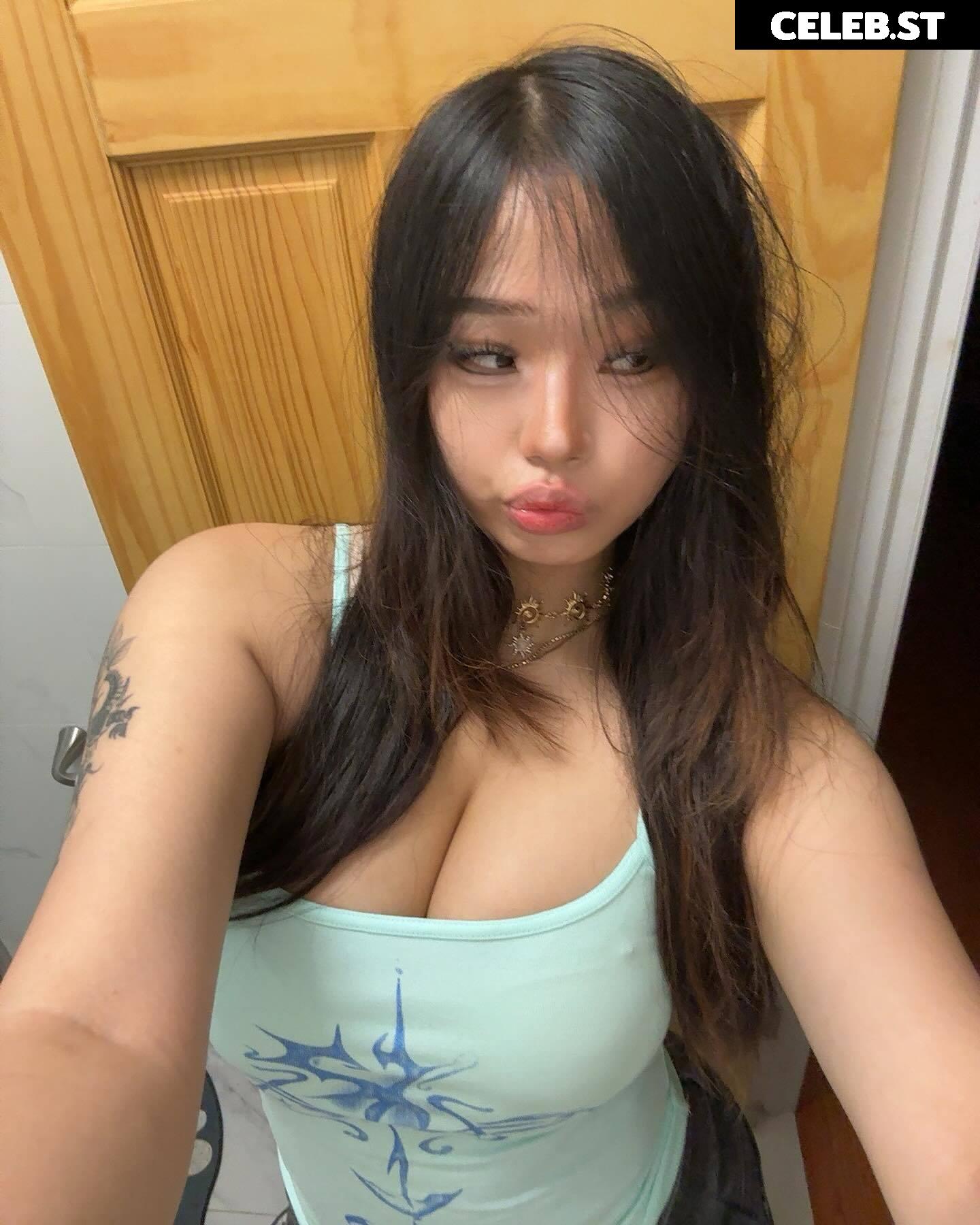 Annie Zheng Image 10000403