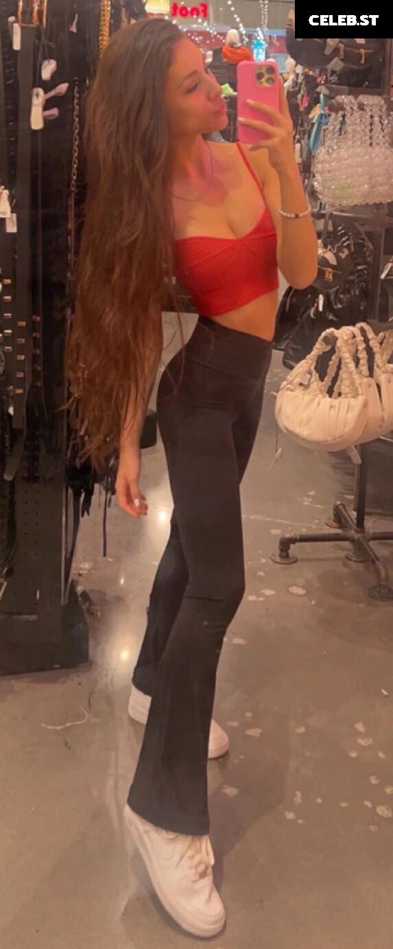 Haley Gosserand Image 10003831