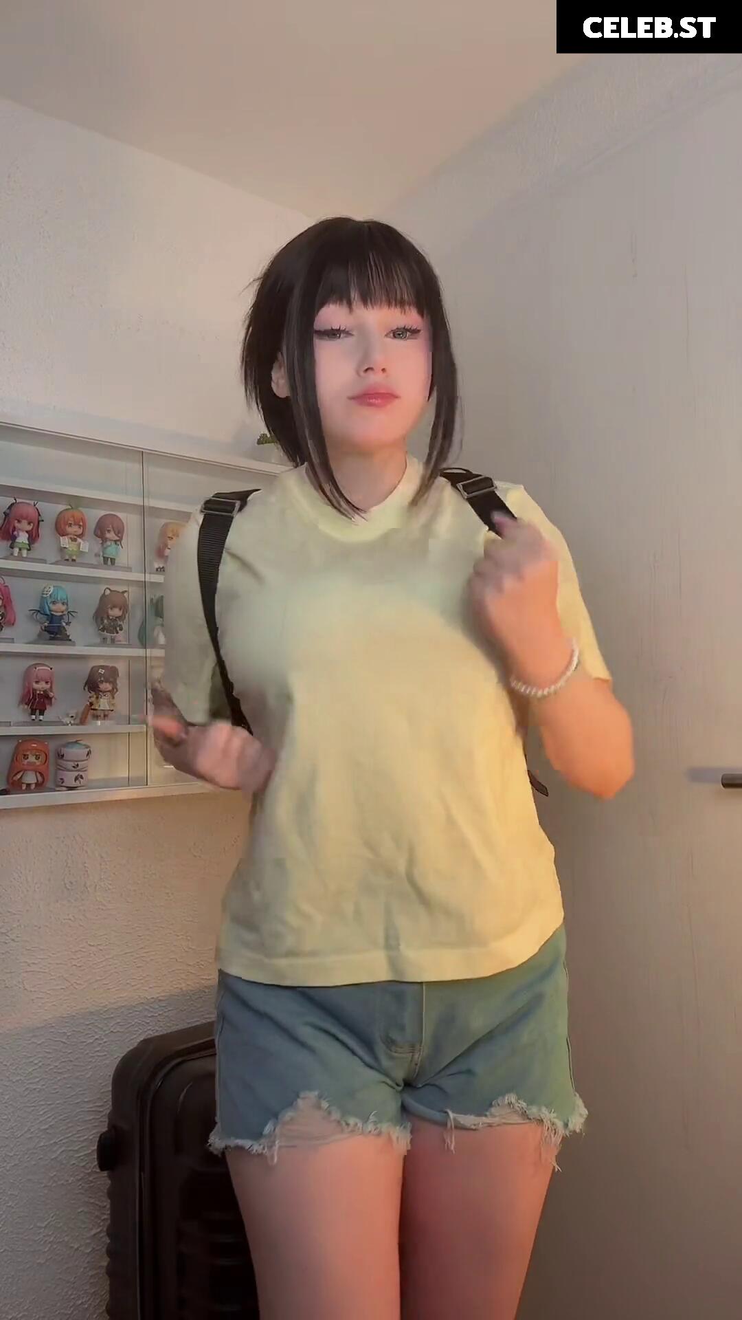 Upminaa Image 10097331