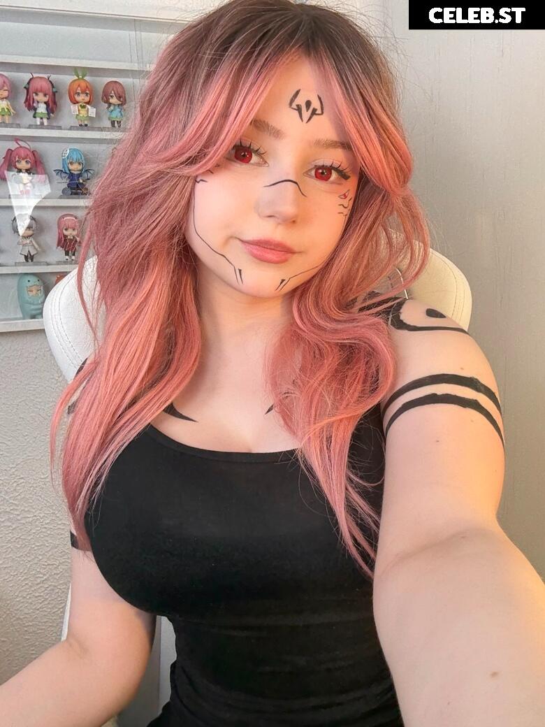 Upminaa Image 10097344