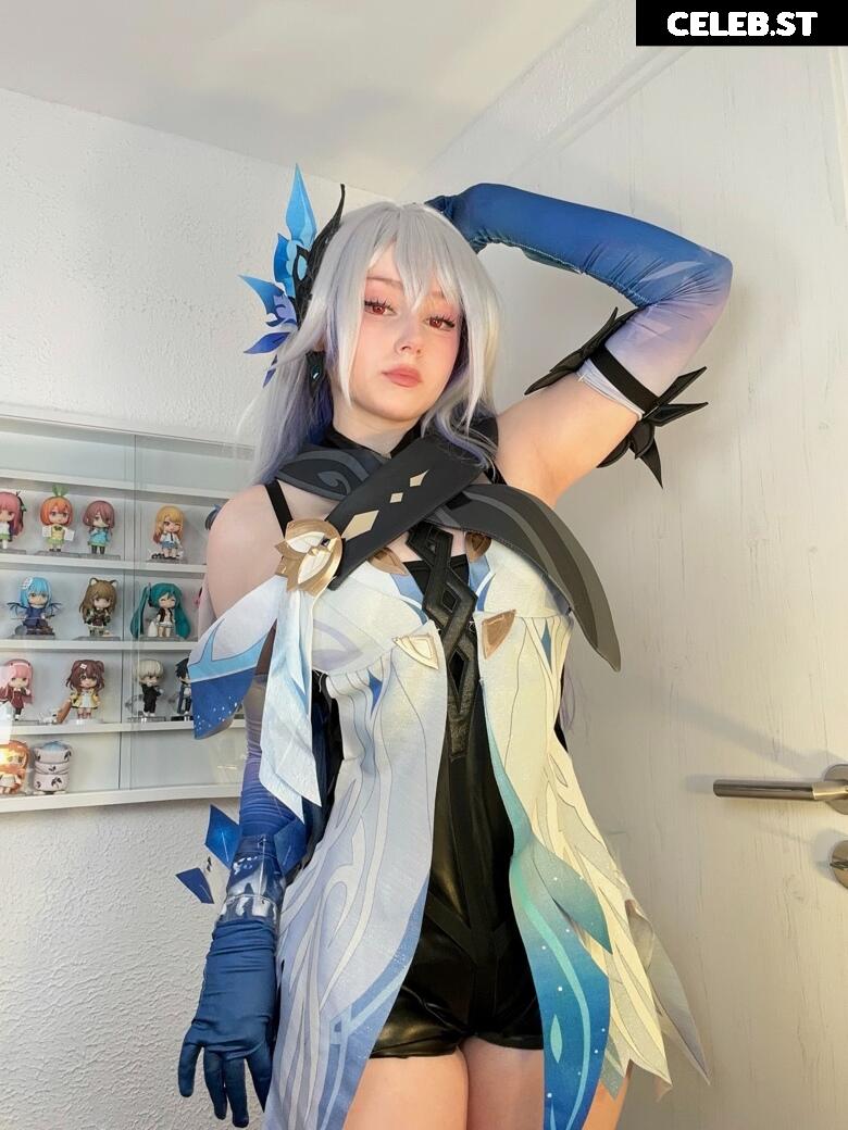 Upminaa Image 10097210