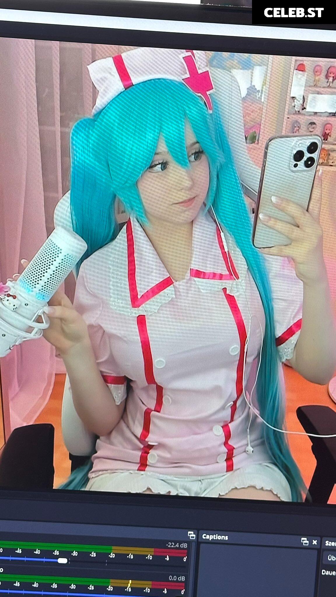 Upminaa Image 10097237