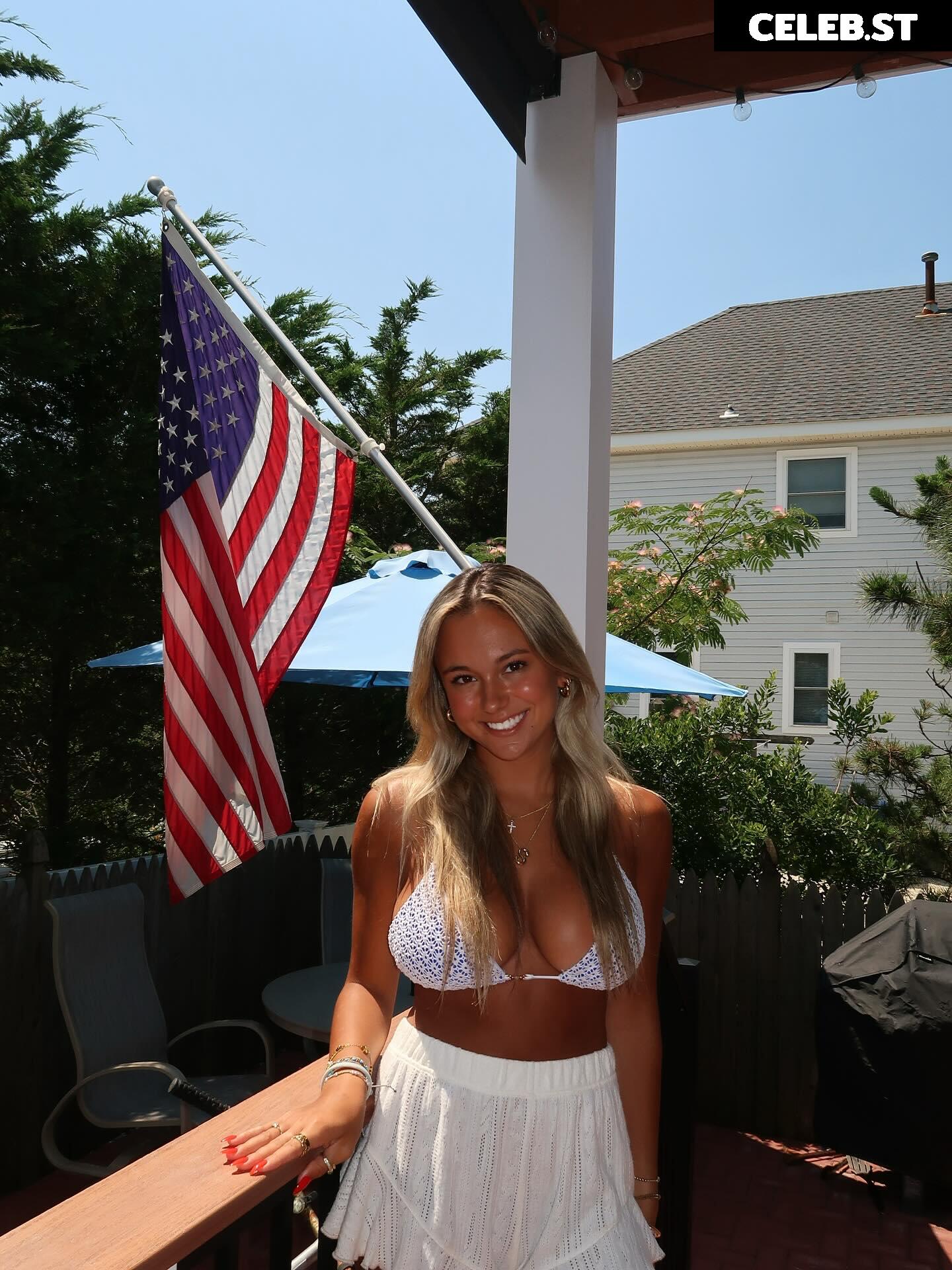 Sienna Holland Image 10091857