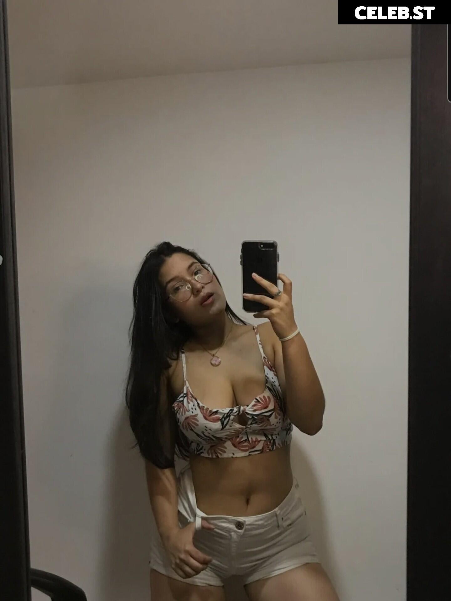 Emily - emilymillerxx Image 10084640