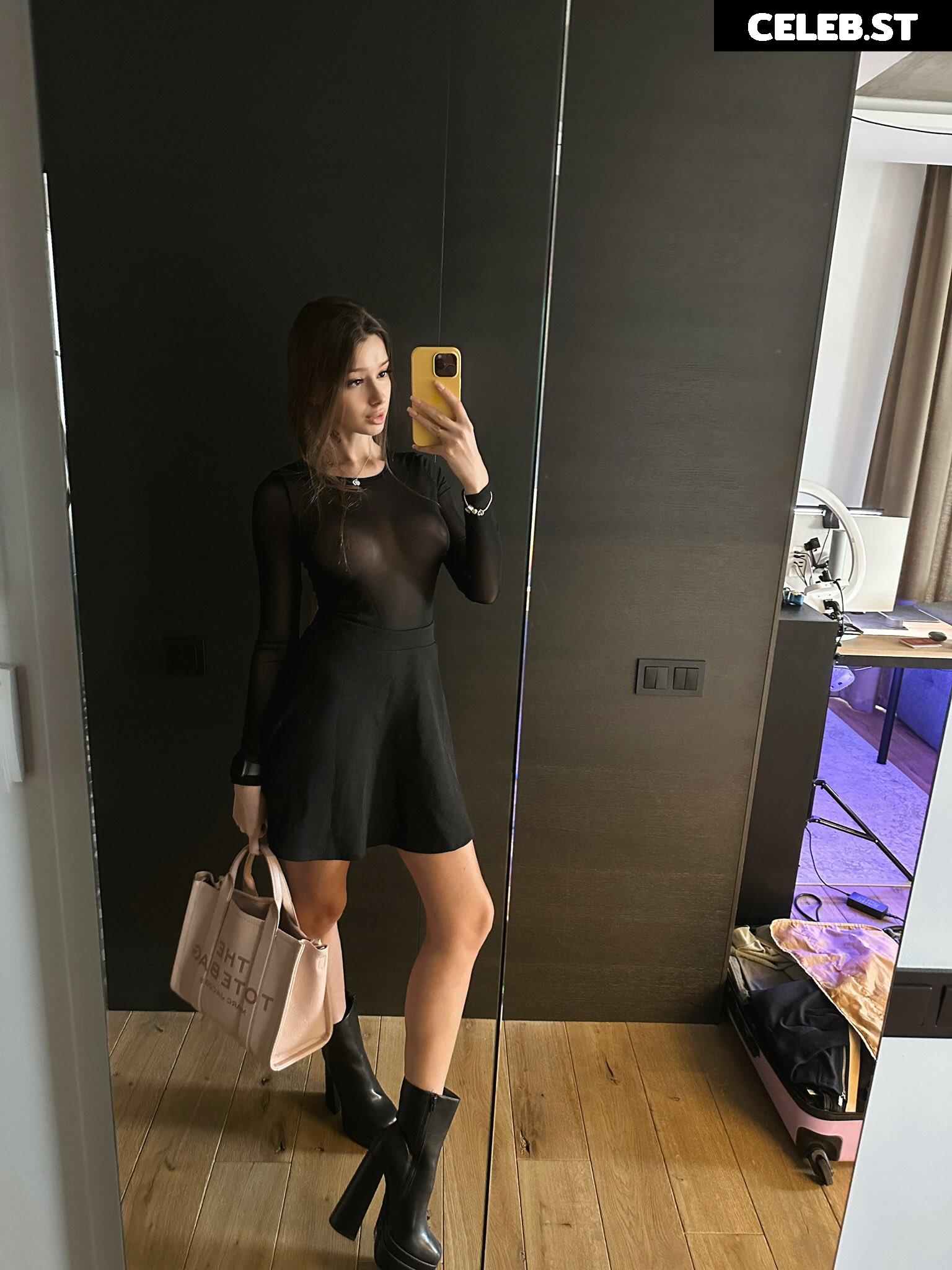 Julie Jess / juliejess69 / juliejessofficial Image 10086243