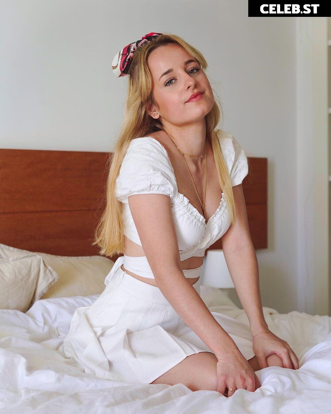 Camille LV / camille_lvqu Image 10081979