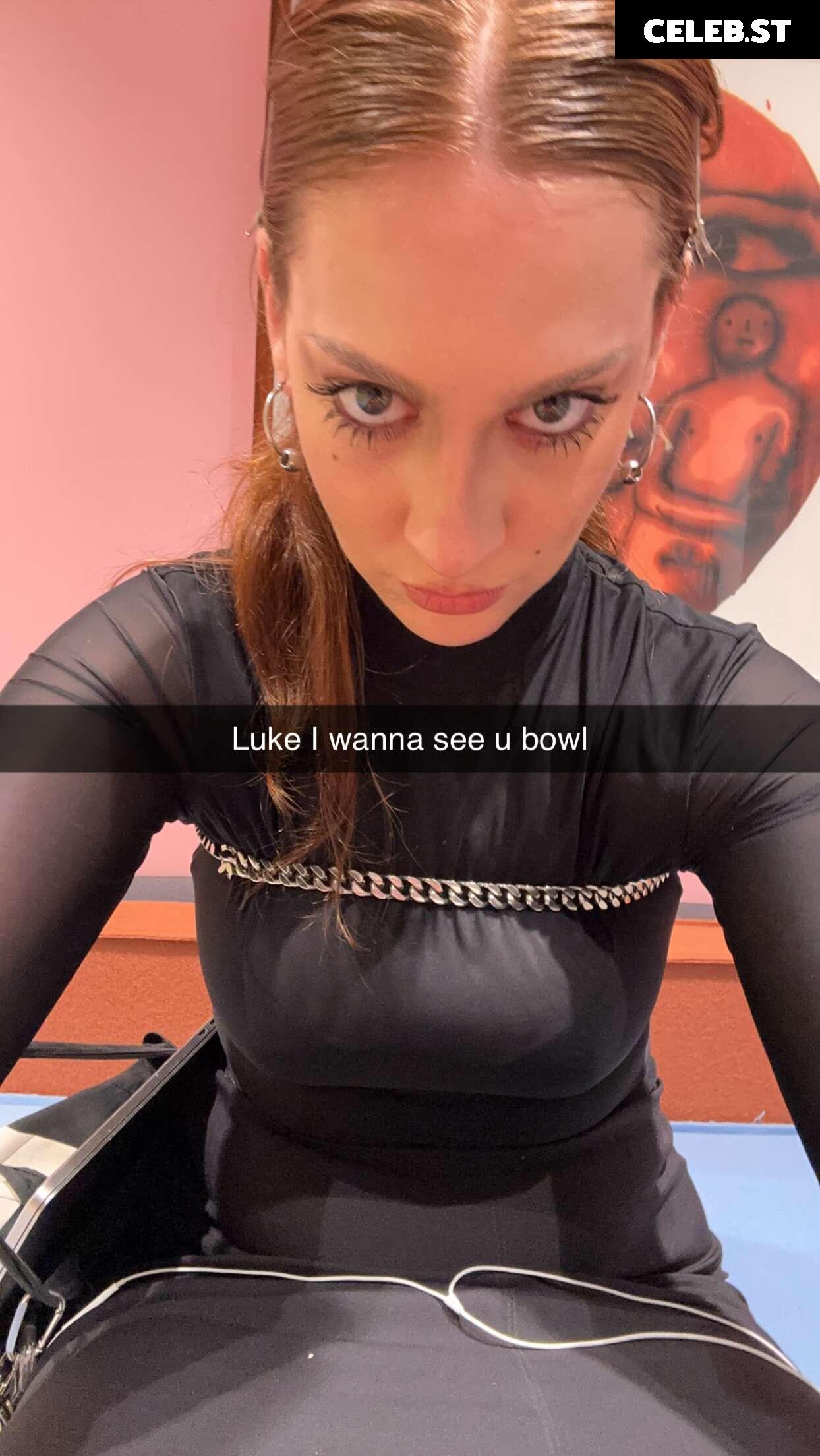 Tati Bruening | Illumitati | illumitatiana Image 10081096