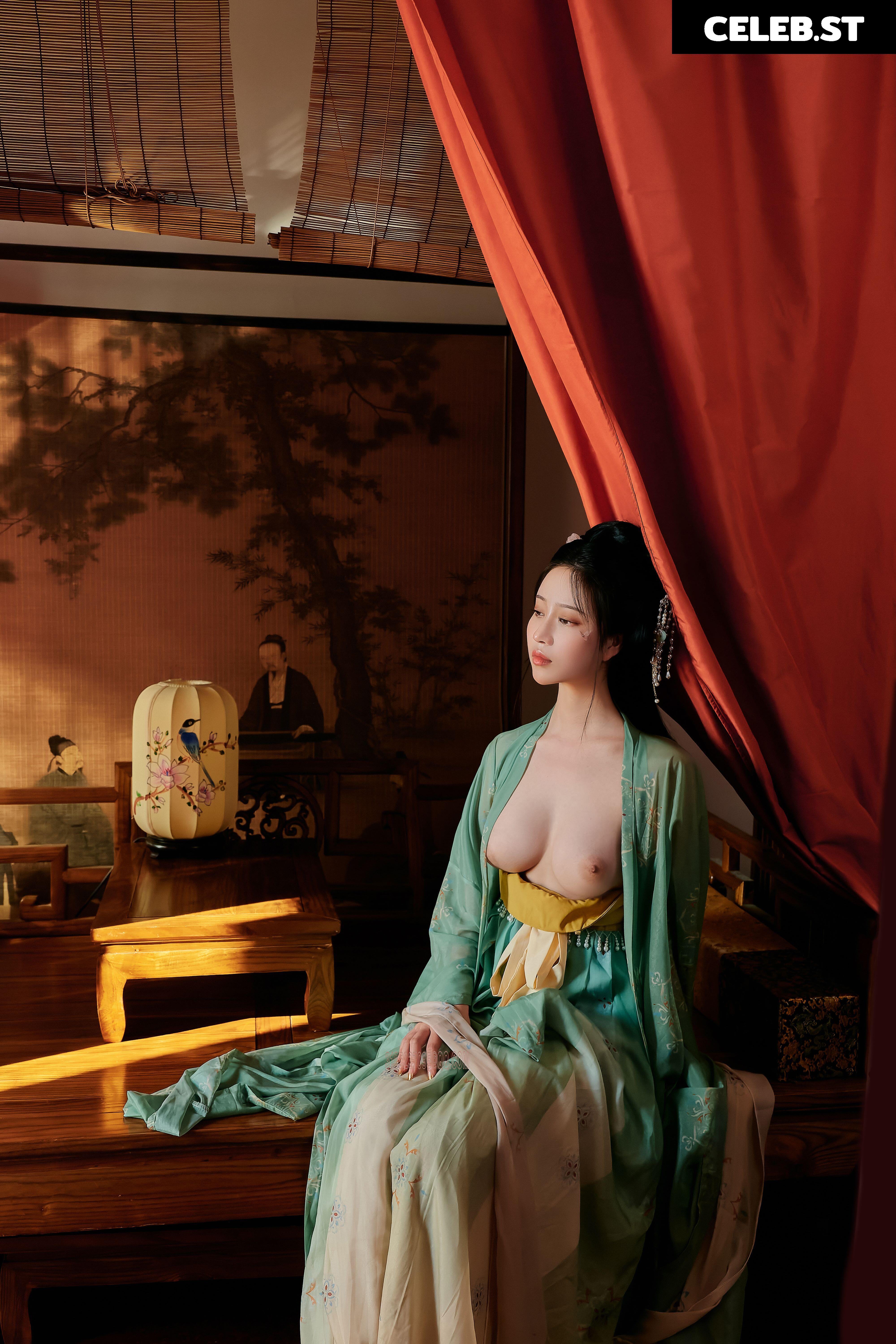 nnian_ Image 10080322