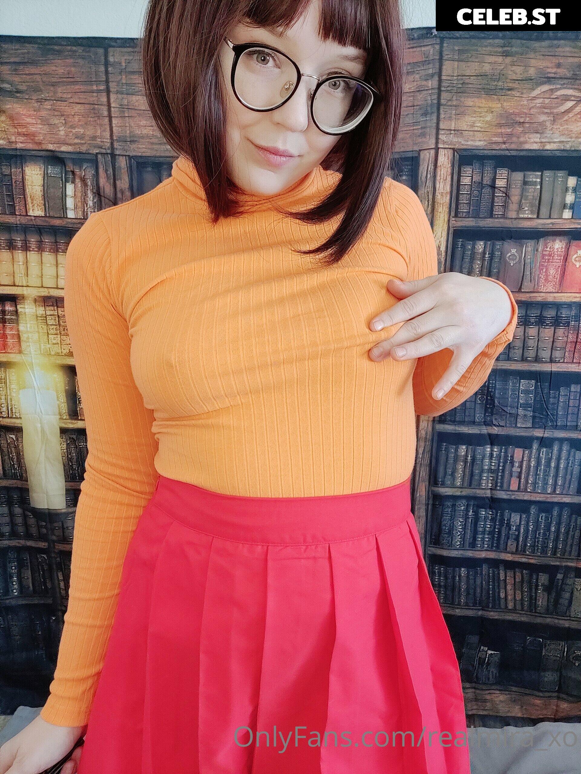 Mira_xo / RealMira_xo Image 10082649
