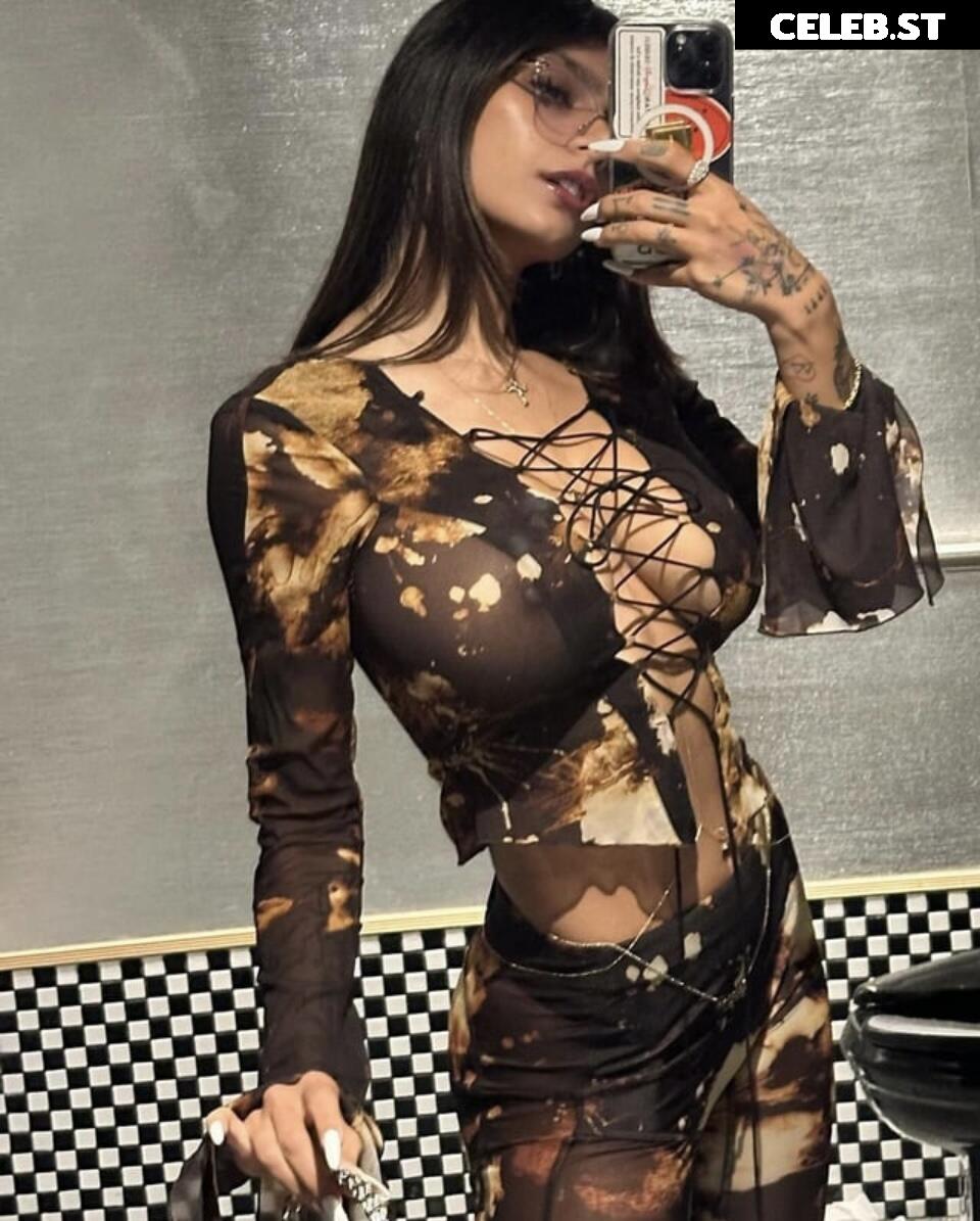Mia Khalifa Image 3189582
